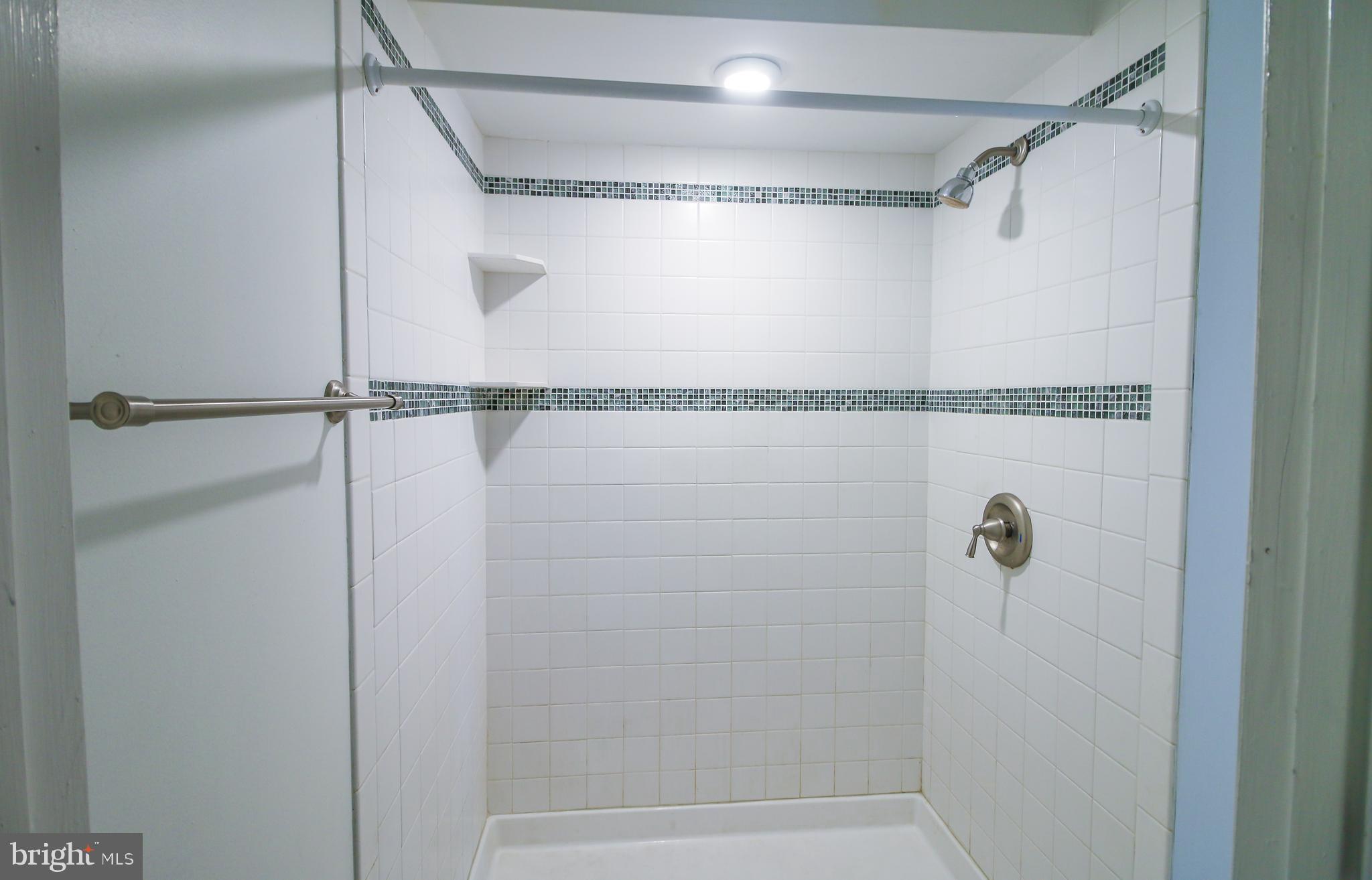 CROSS POINT - Residential