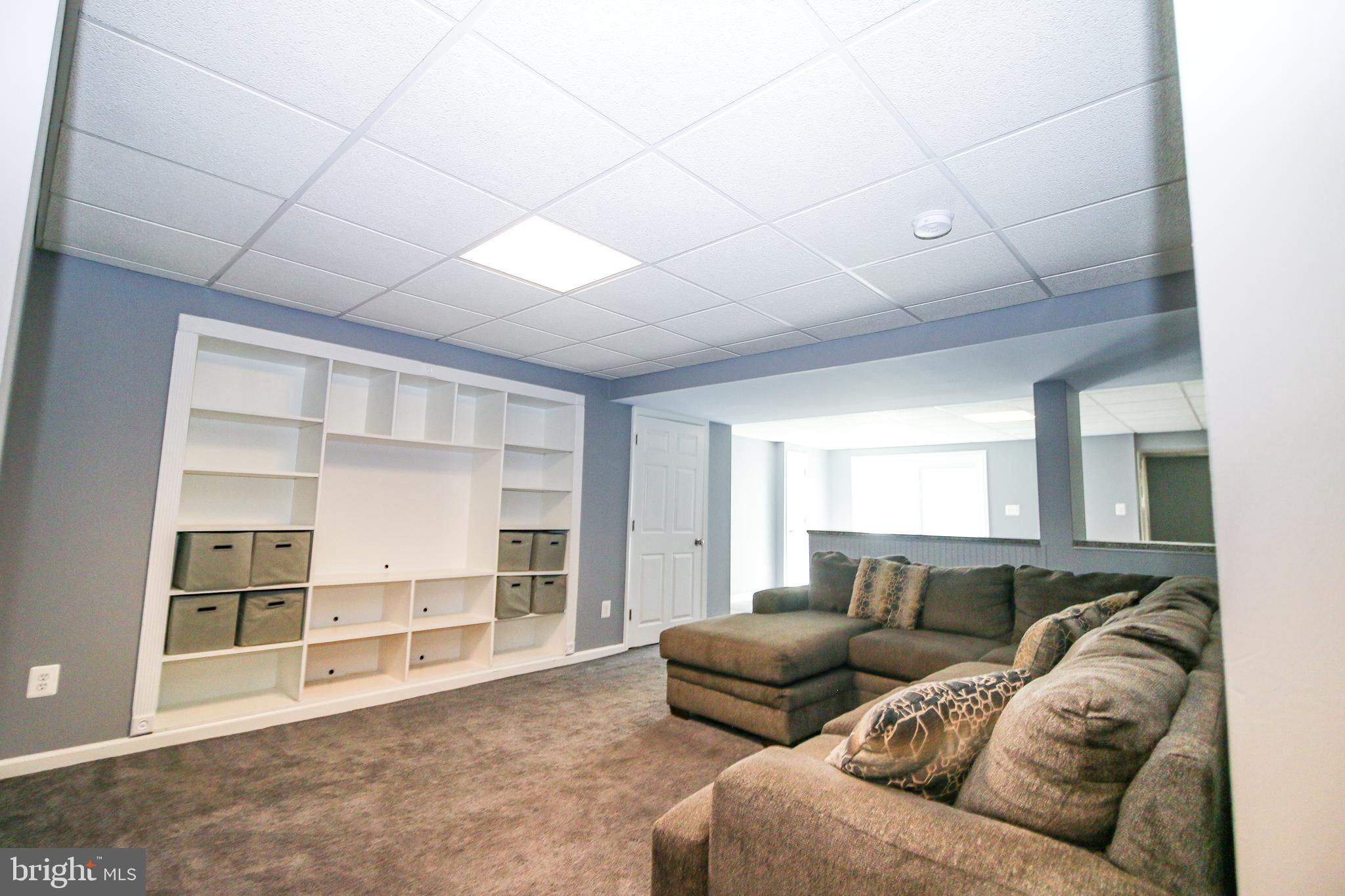 CROSS POINT - Residential