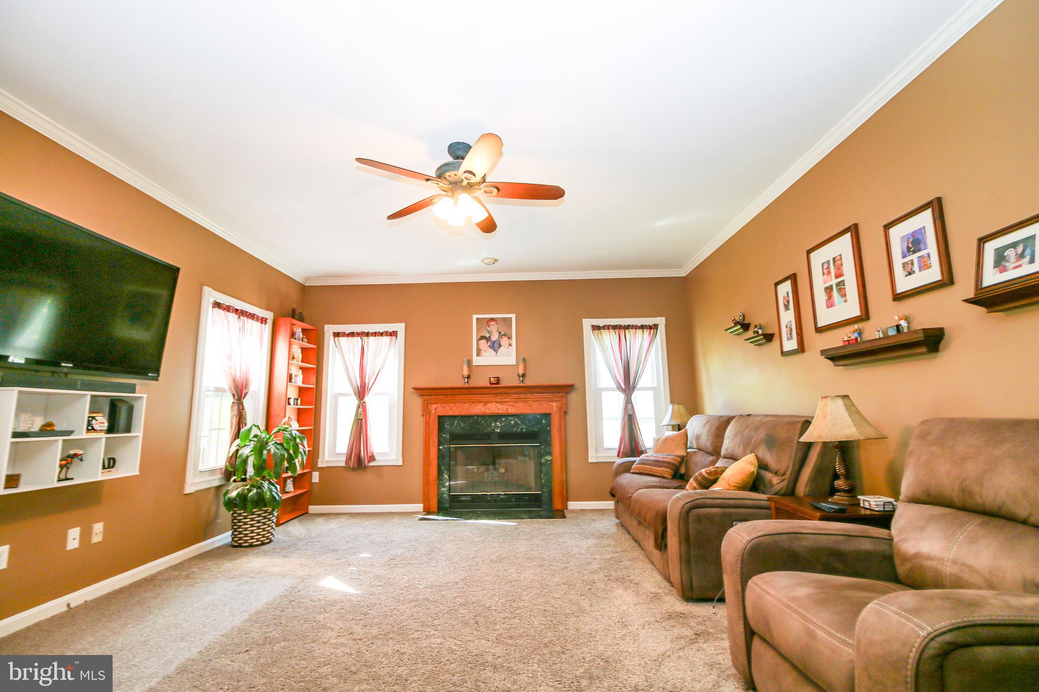 CROSS POINT - Residential