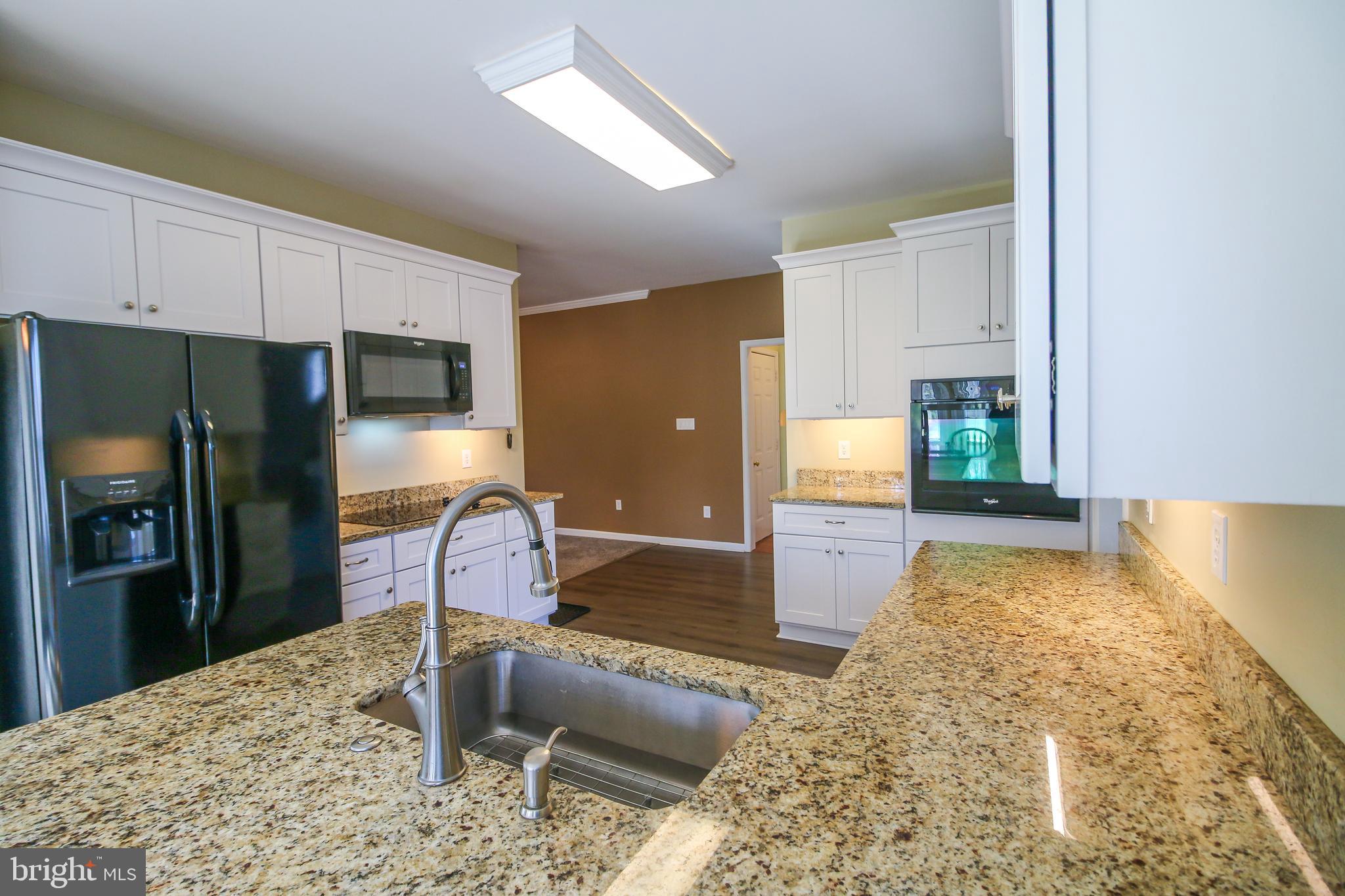 CROSS POINT - Residential