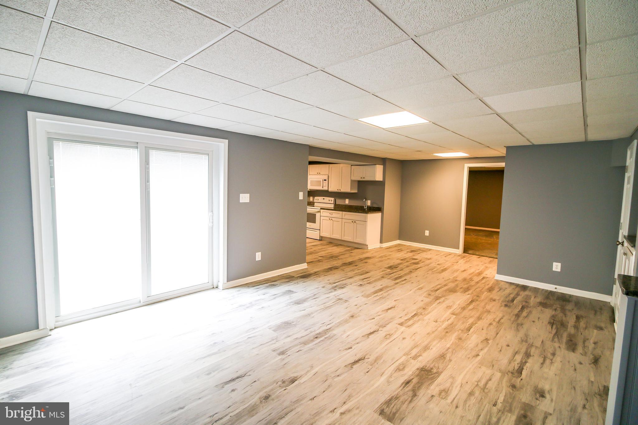 CROSS POINT - Residential