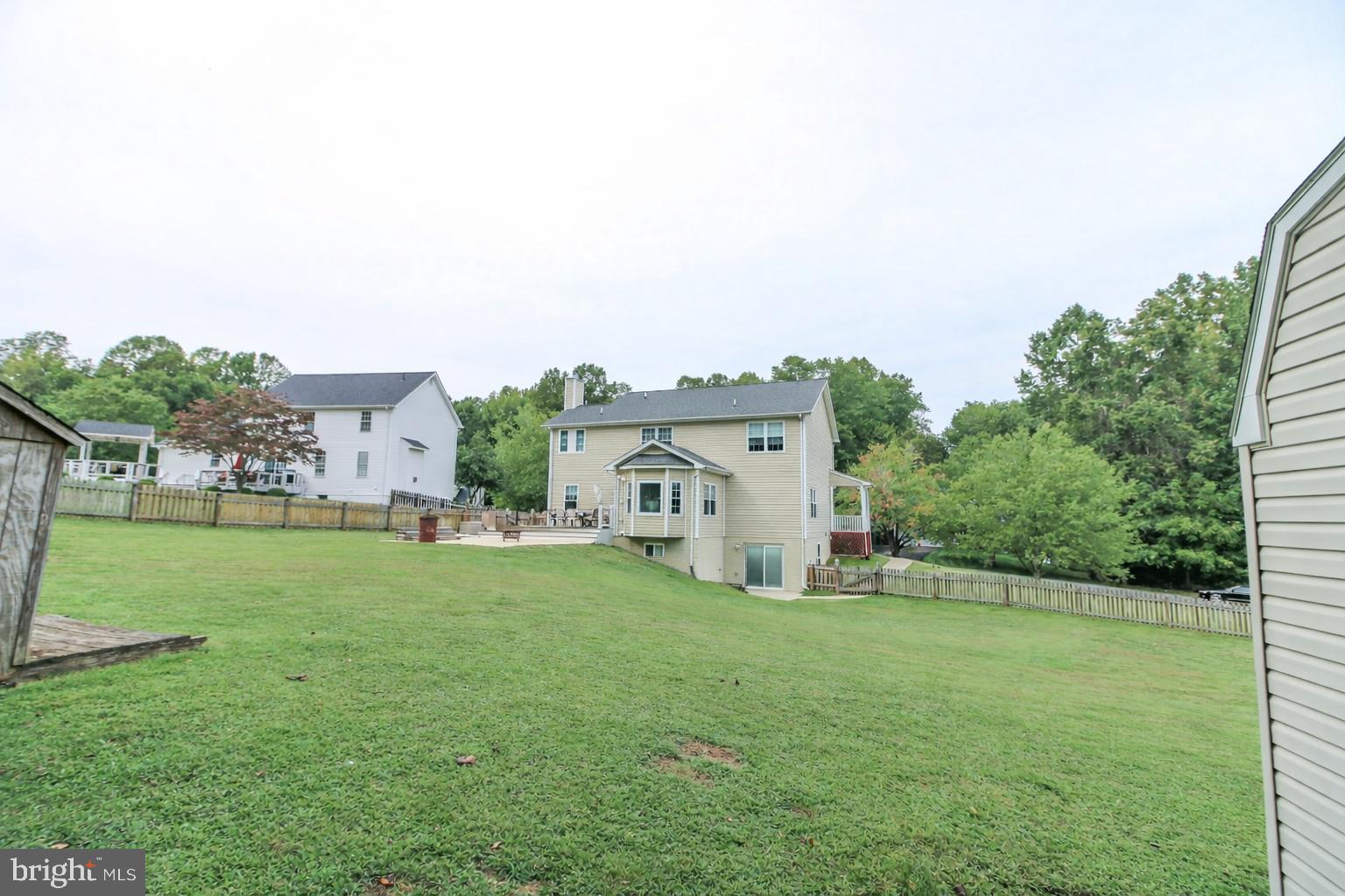 CROSS POINT - Residential