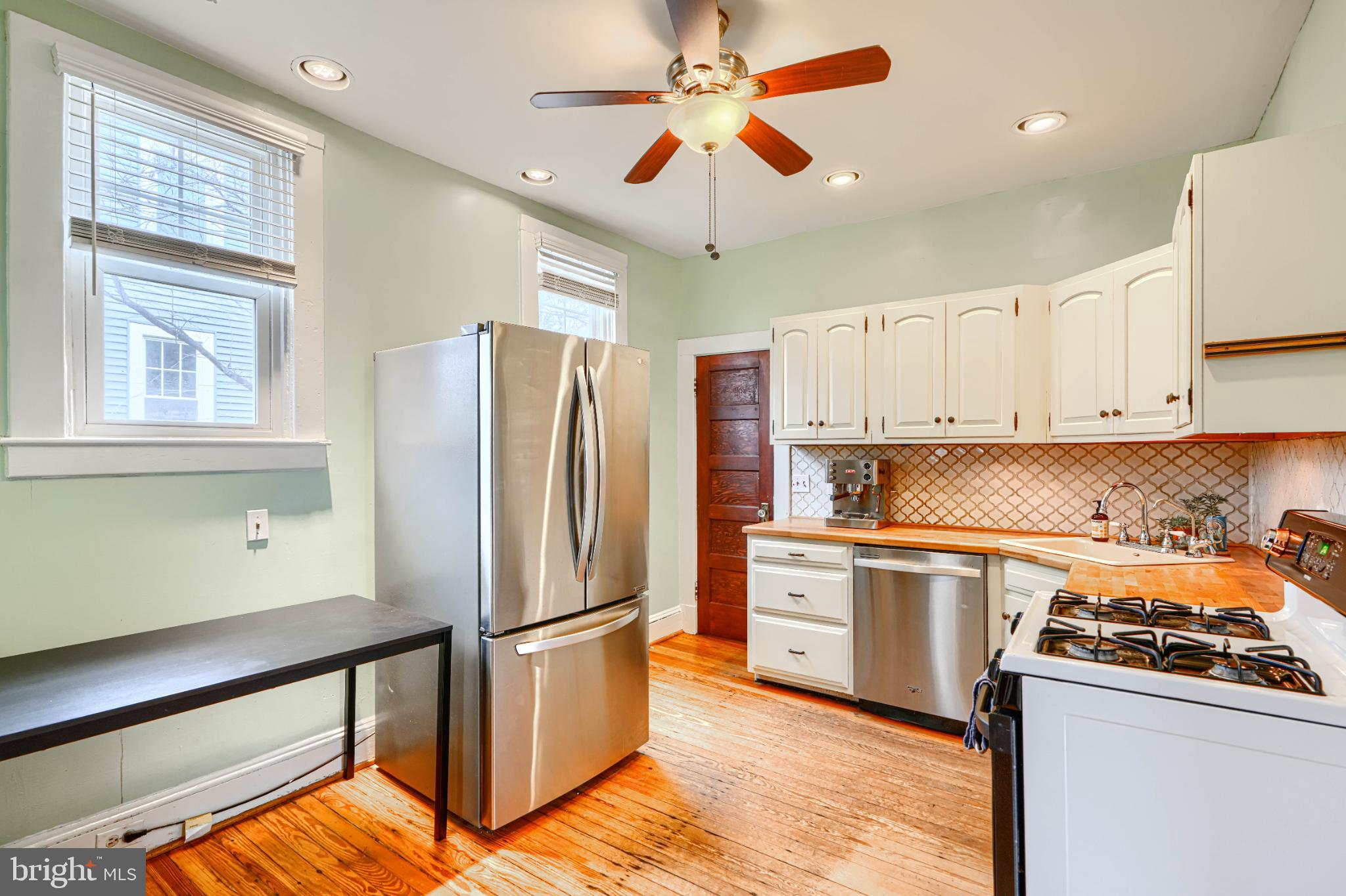 RADNOR WINSTON - Residential