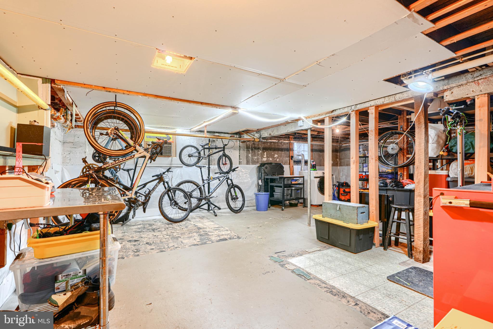 RADNOR WINSTON - Residential