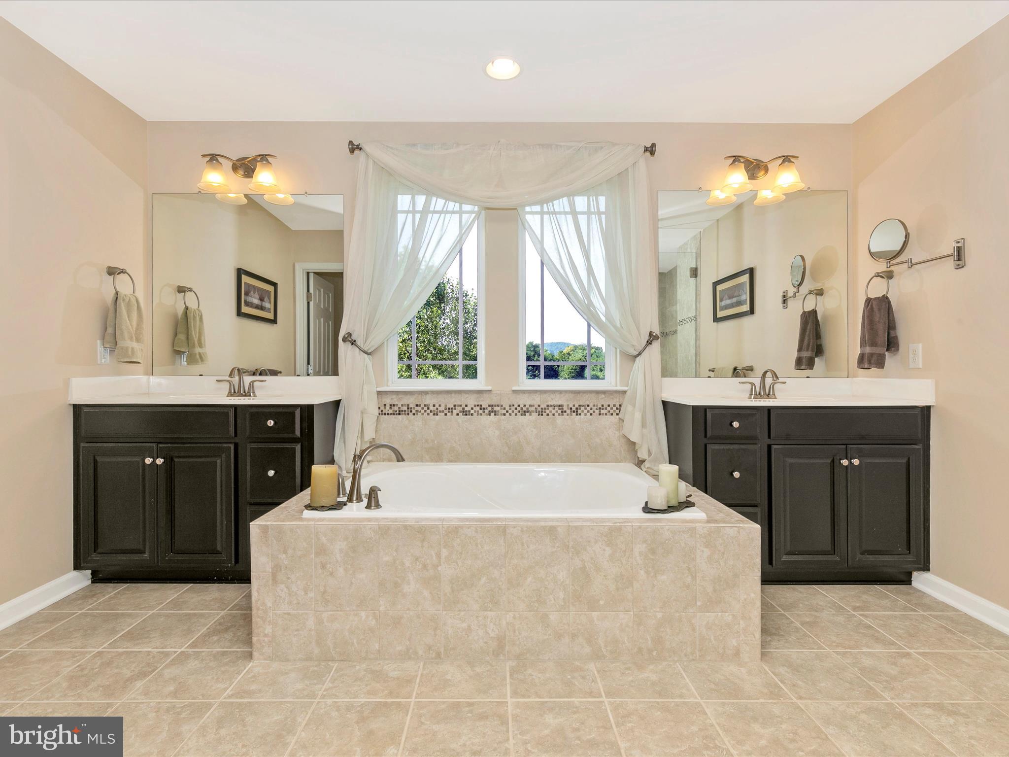 CANAL RUN - Residential