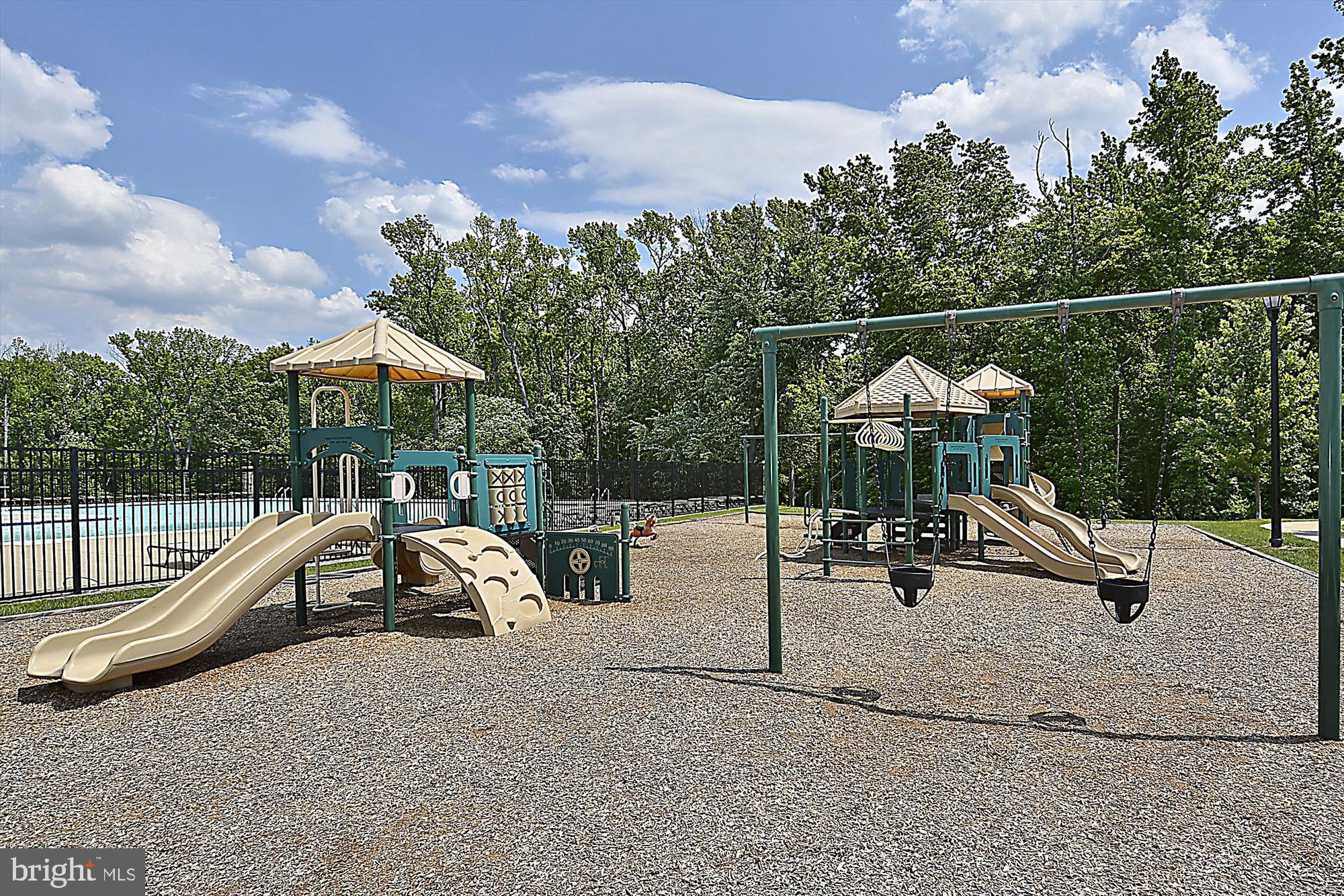 VILLAGES OF DORCHESTER - Residential