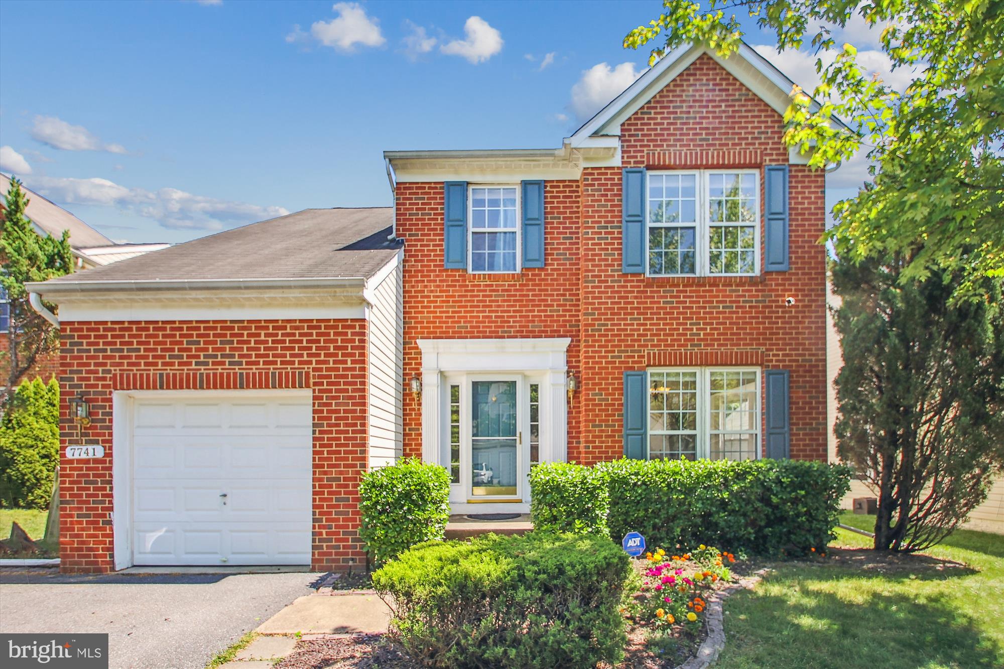 VILLAGES OF DORCHESTER - Residential