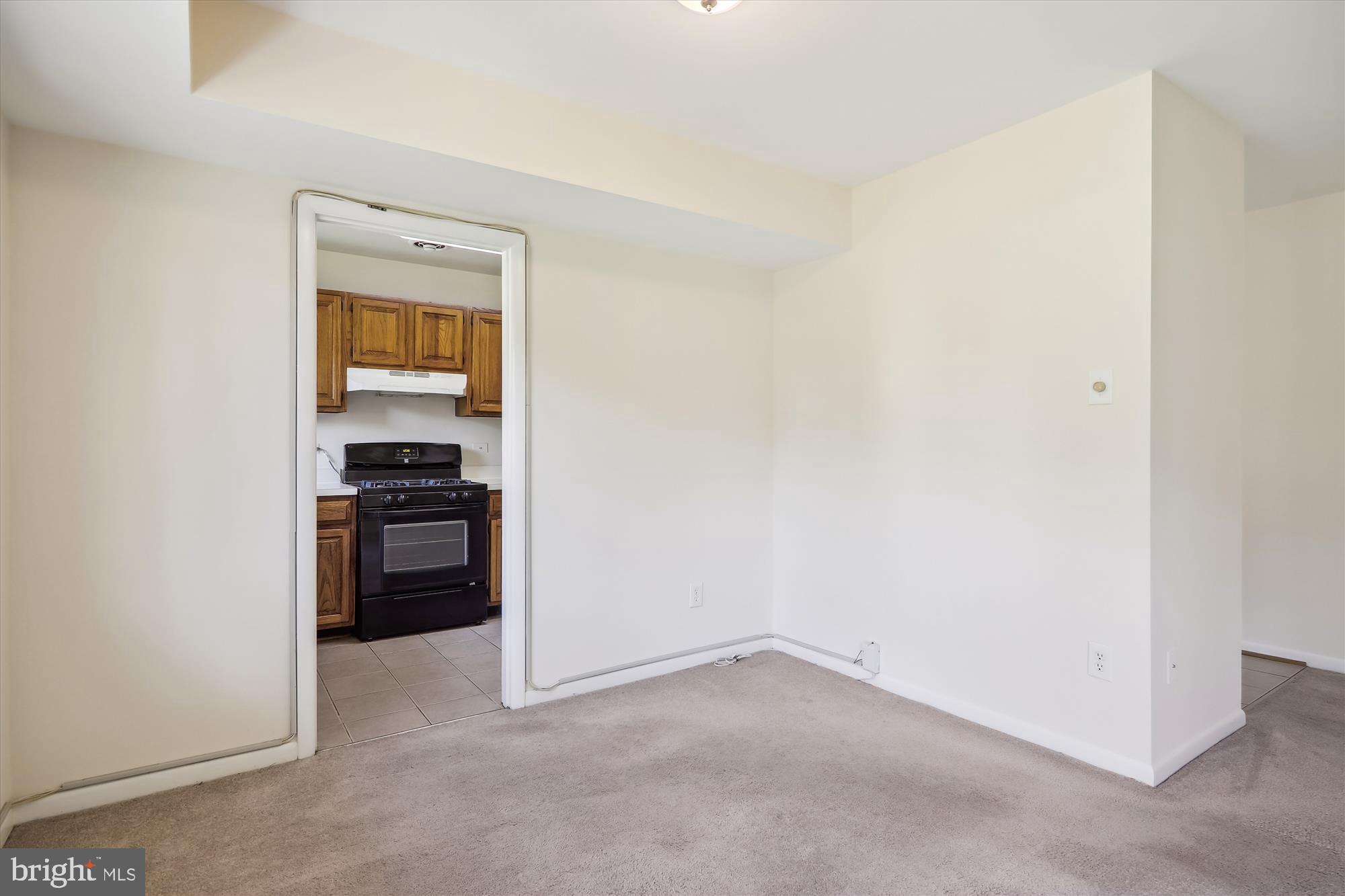 PARKSIDE CONDOMINIUMS - Residential