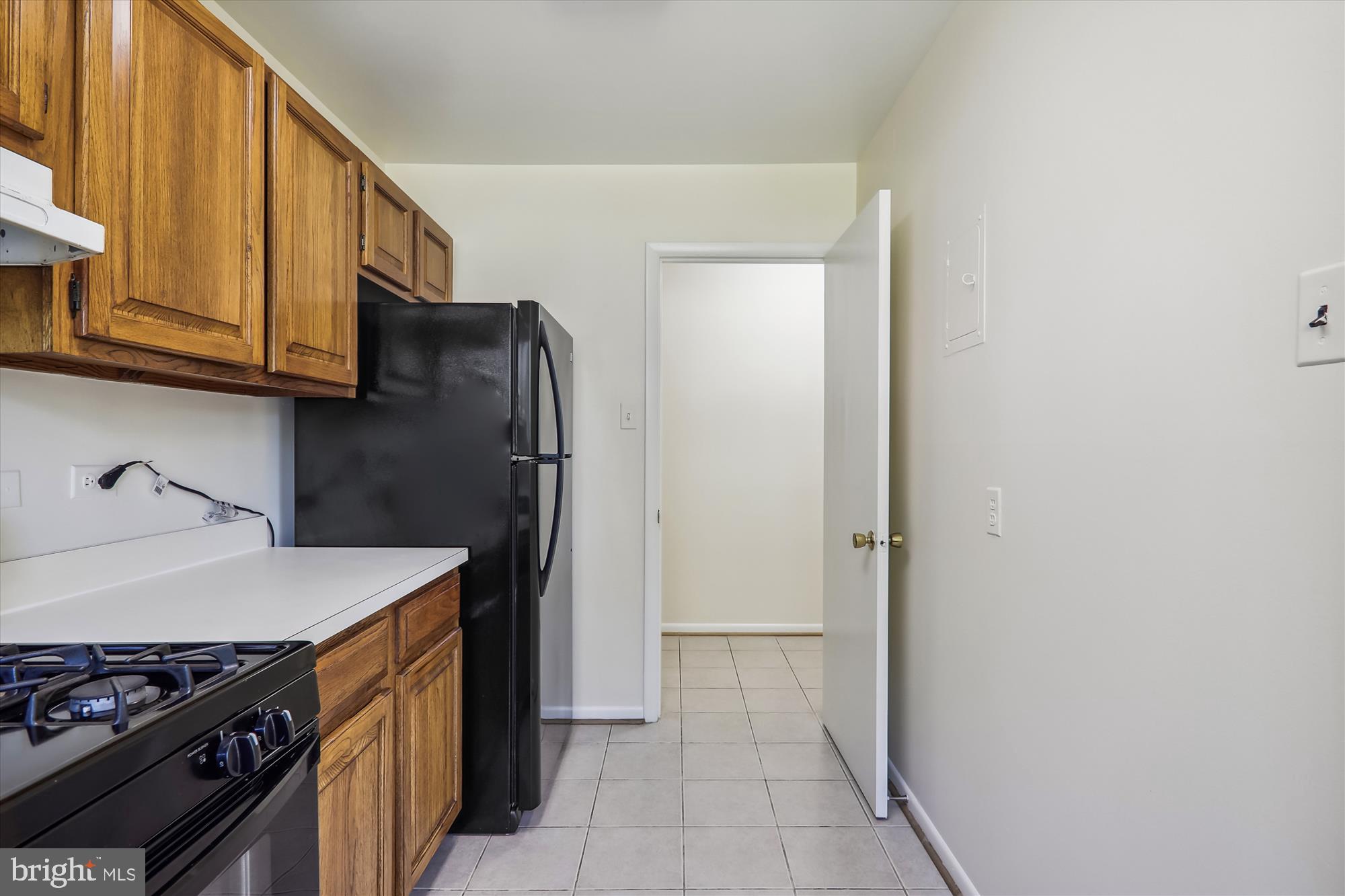 PARKSIDE CONDOMINIUMS - Residential