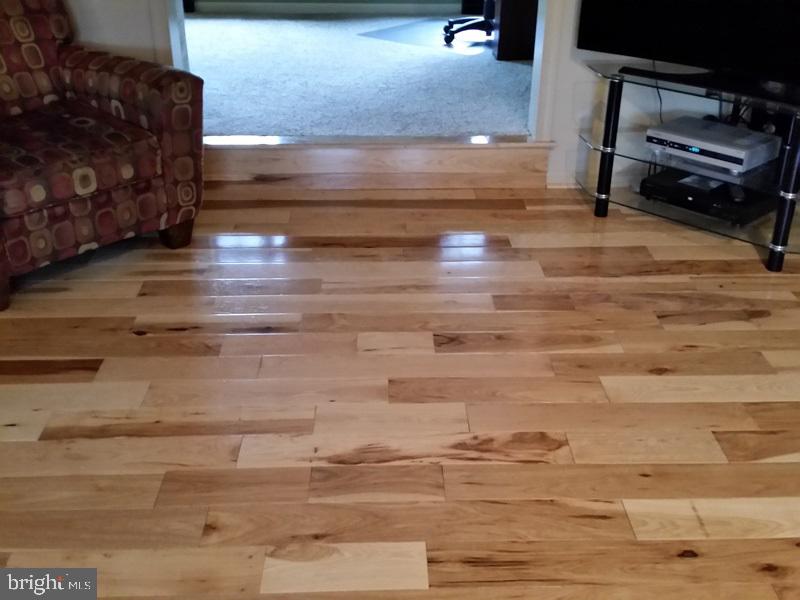 THORNBURY HUNT - Residential