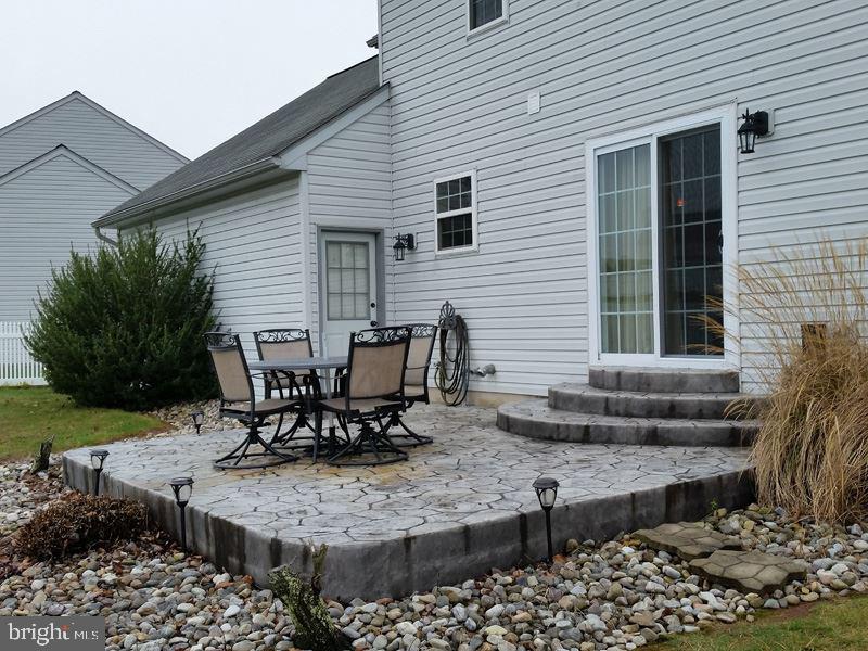 THORNBURY HUNT - Residential