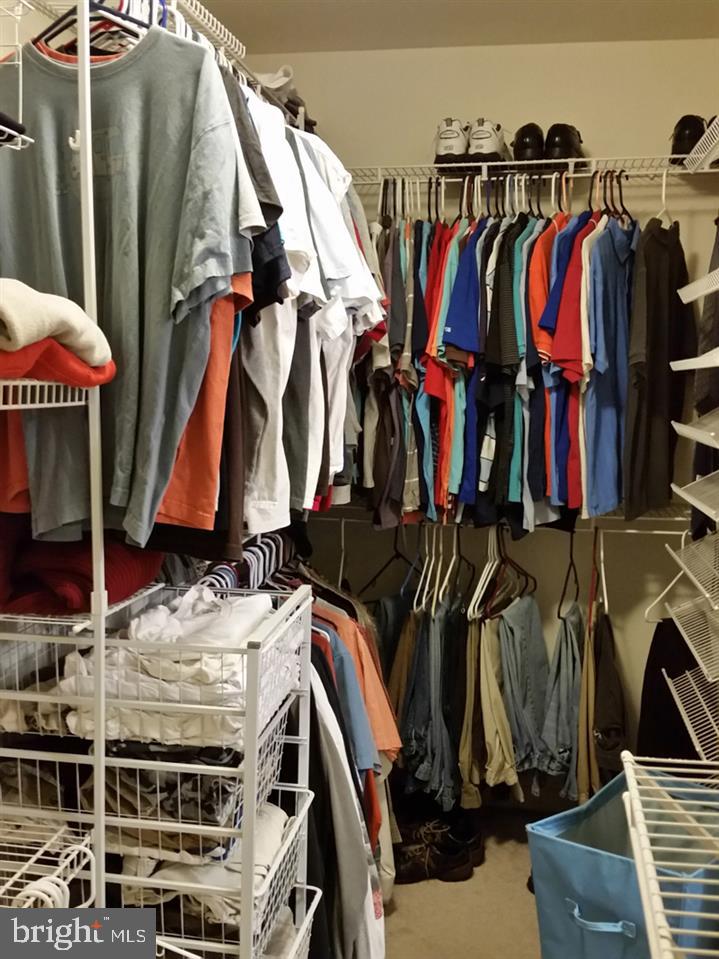 THORNBURY HUNT - Residential