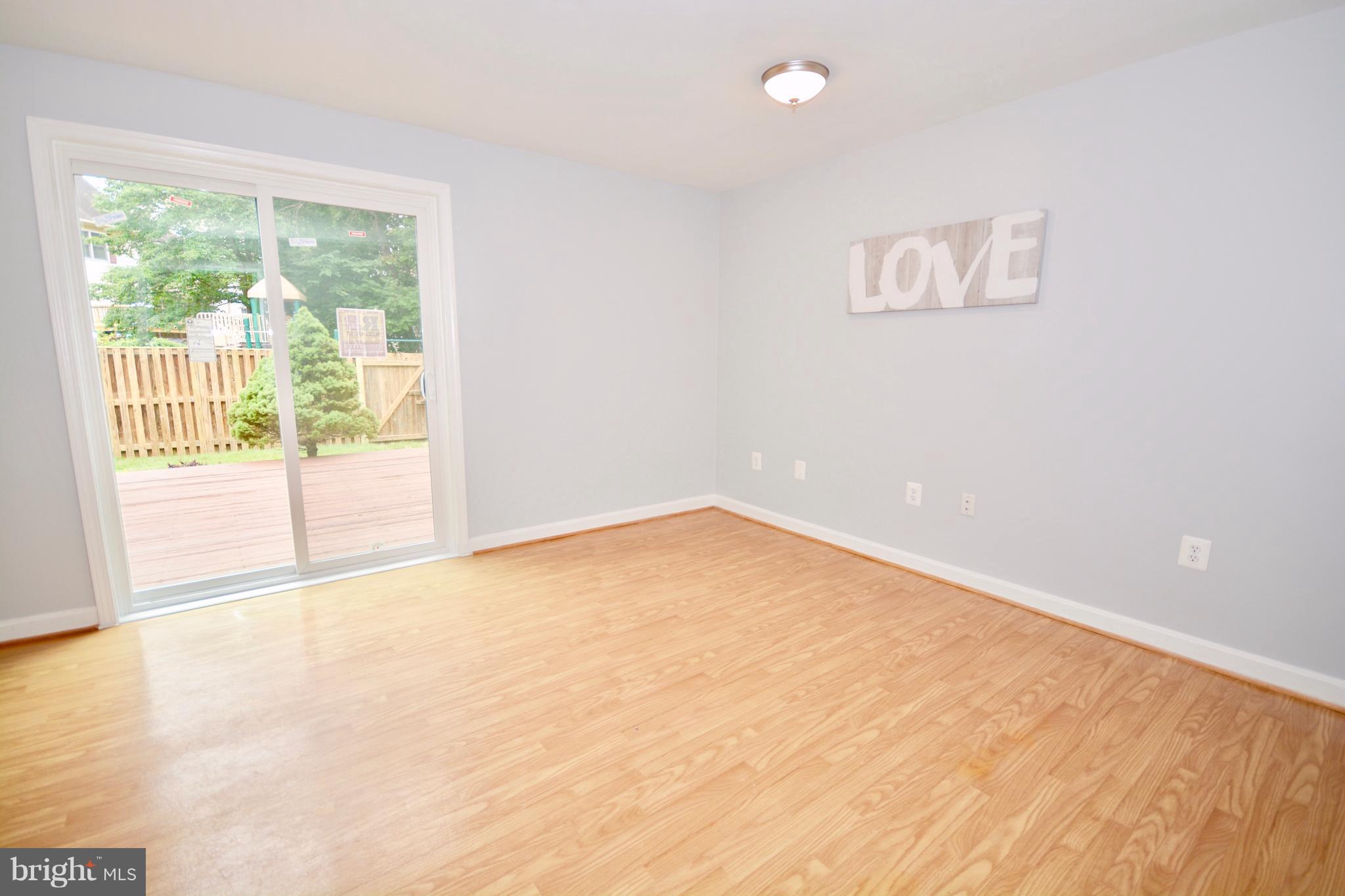 WASHINGTON SQUARE - Residential