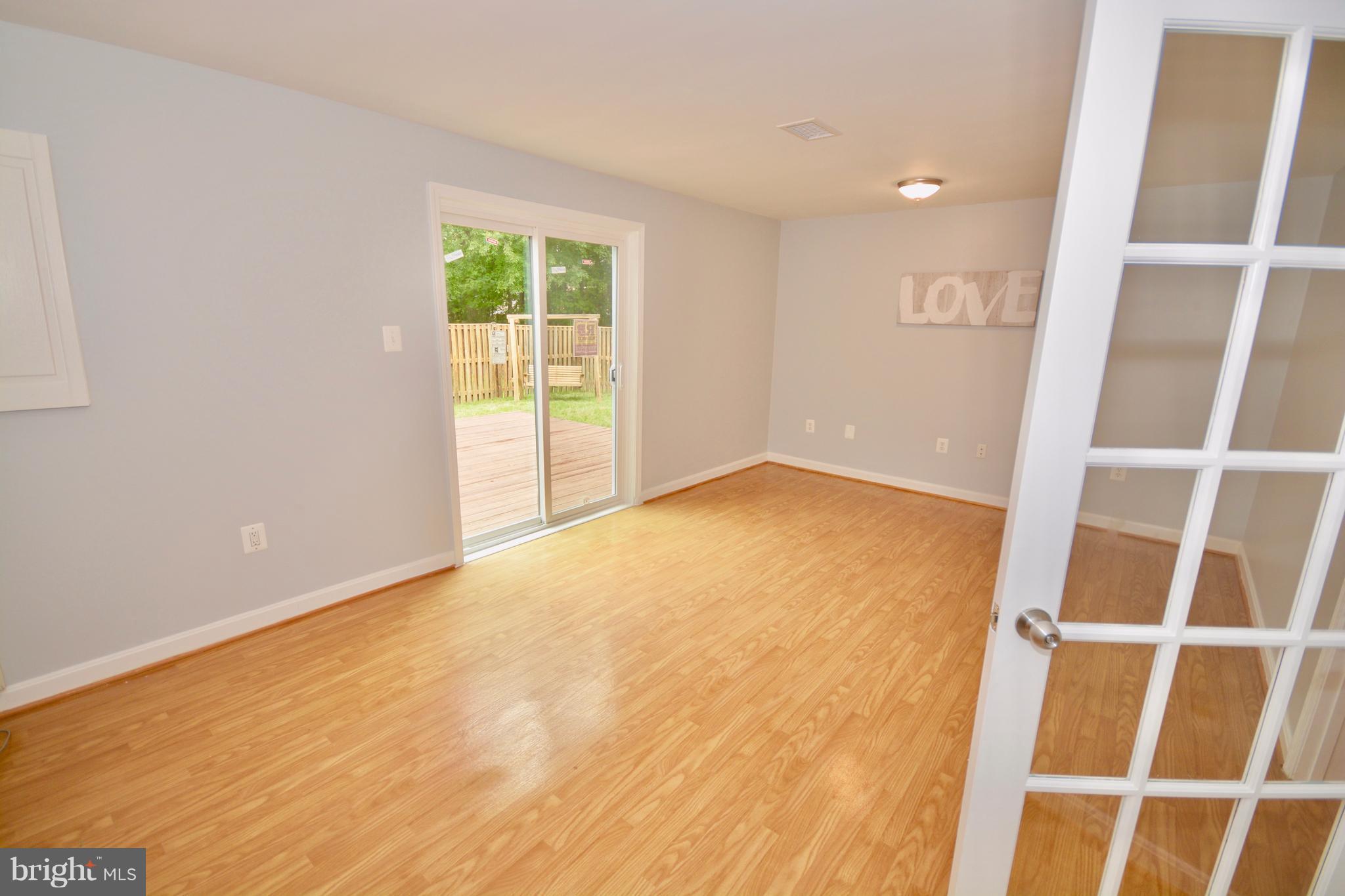 WASHINGTON SQUARE - Residential