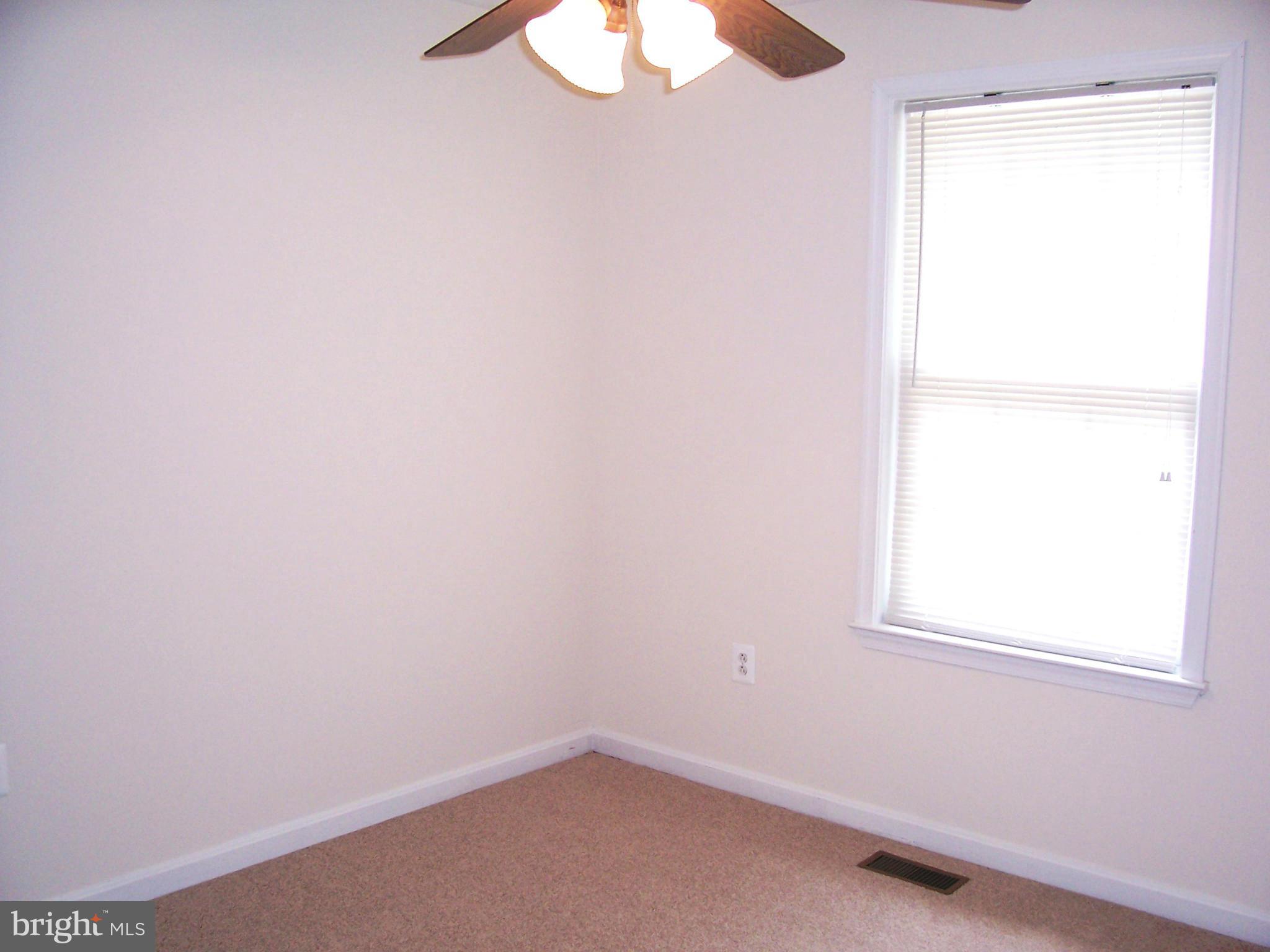 PINE HILL ESTATES - Residential Lease