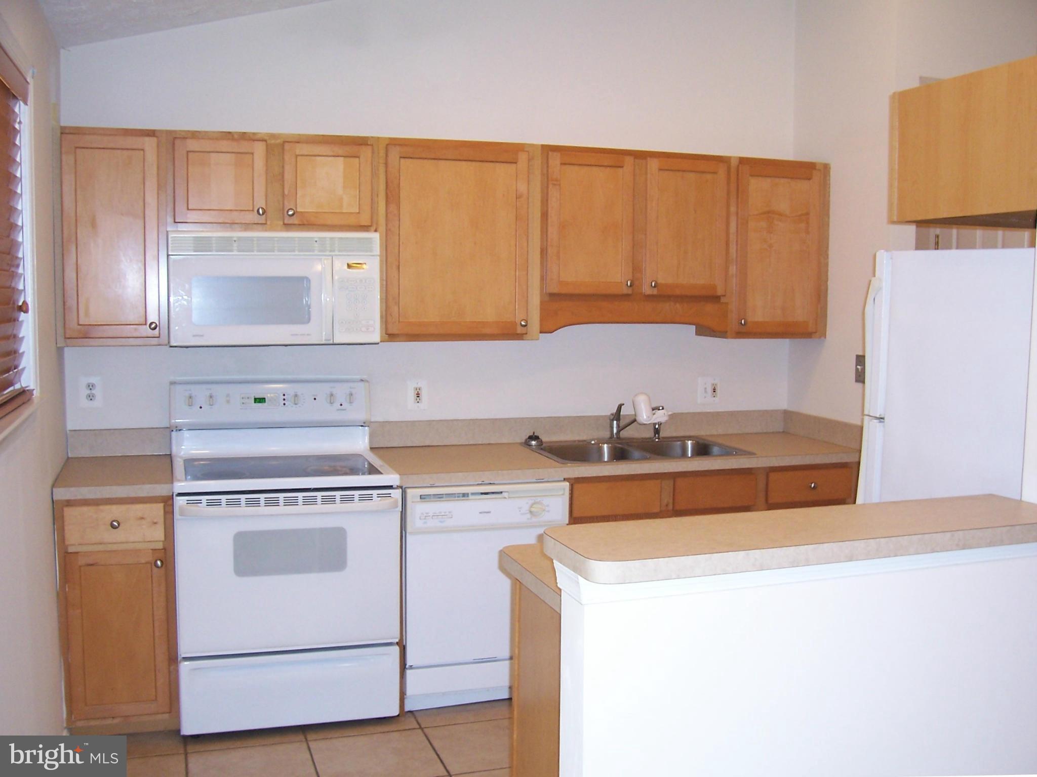 PINE HILL ESTATES - Residential Lease