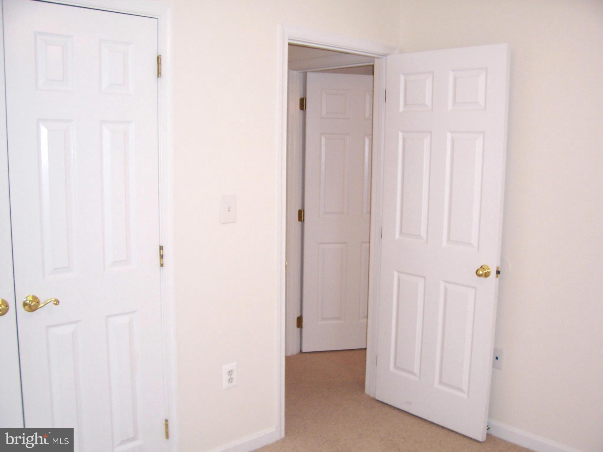 PINE HILL ESTATES - Residential Lease