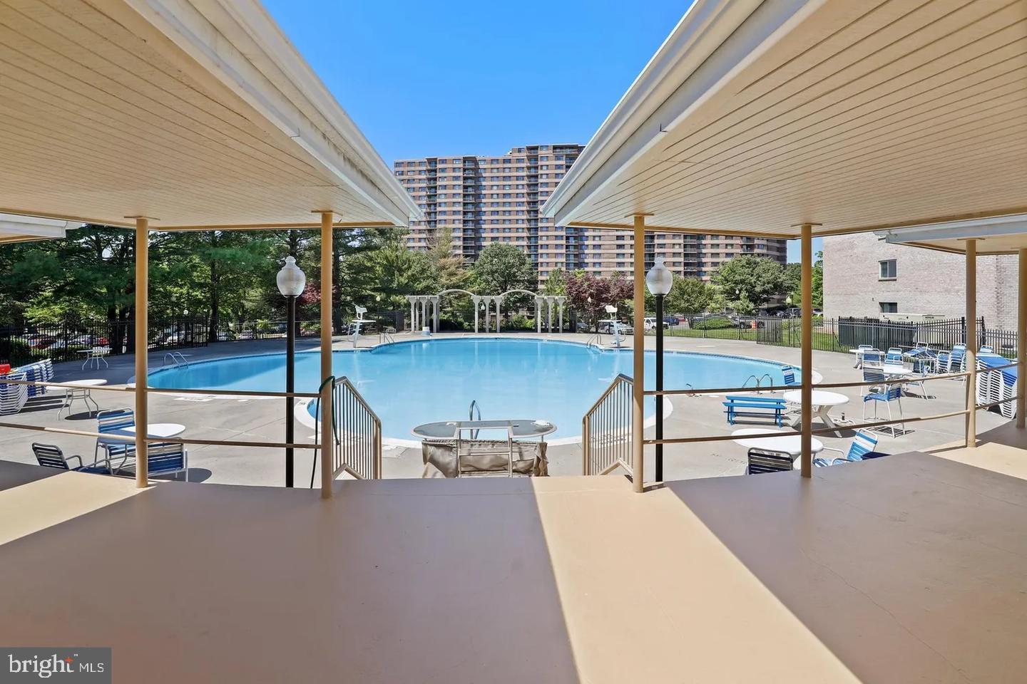 UNIVERSITY TOWERS CODM - Residential