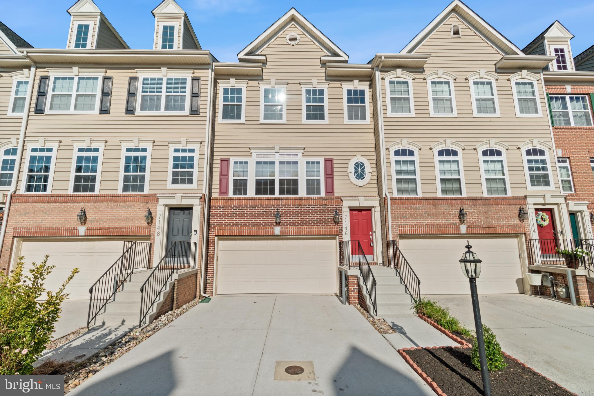 TANYARD SPRINGS - Residential Lease