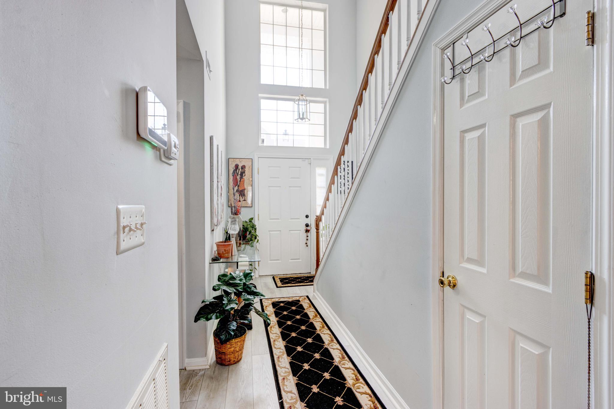 KINGS COUNCIL CONDO - Residential