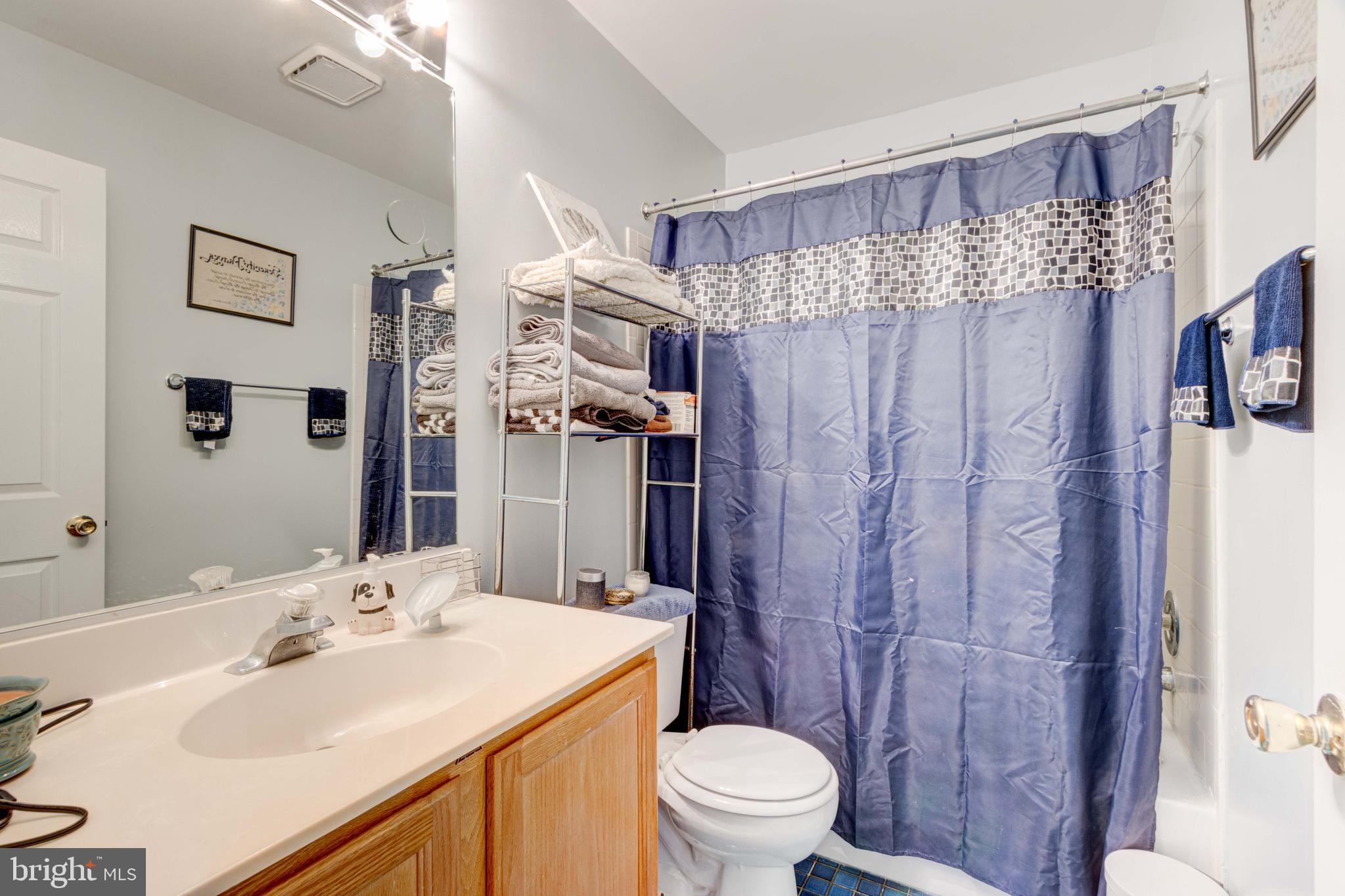 KINGS COUNCIL CONDO - Residential