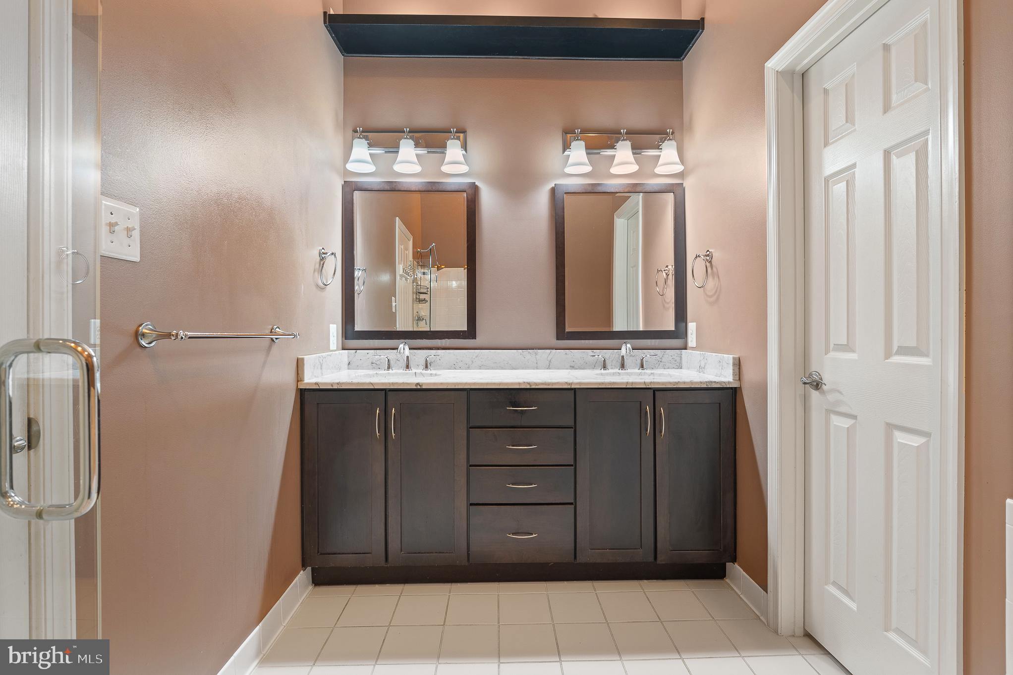 THE LANDINGS AT RIVER OAKS - Residential