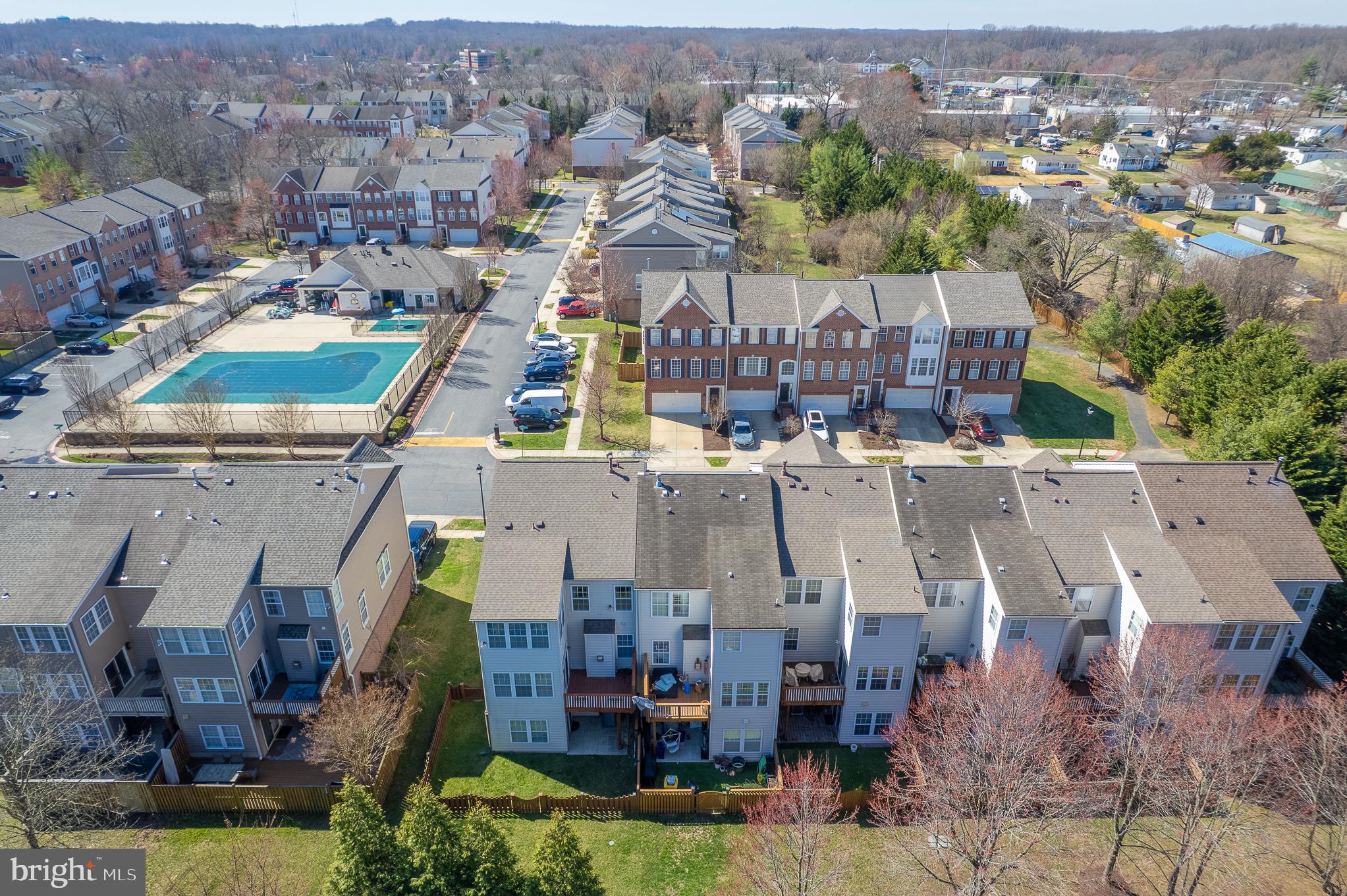 THE LANDINGS AT RIVER OAKS - Residential
