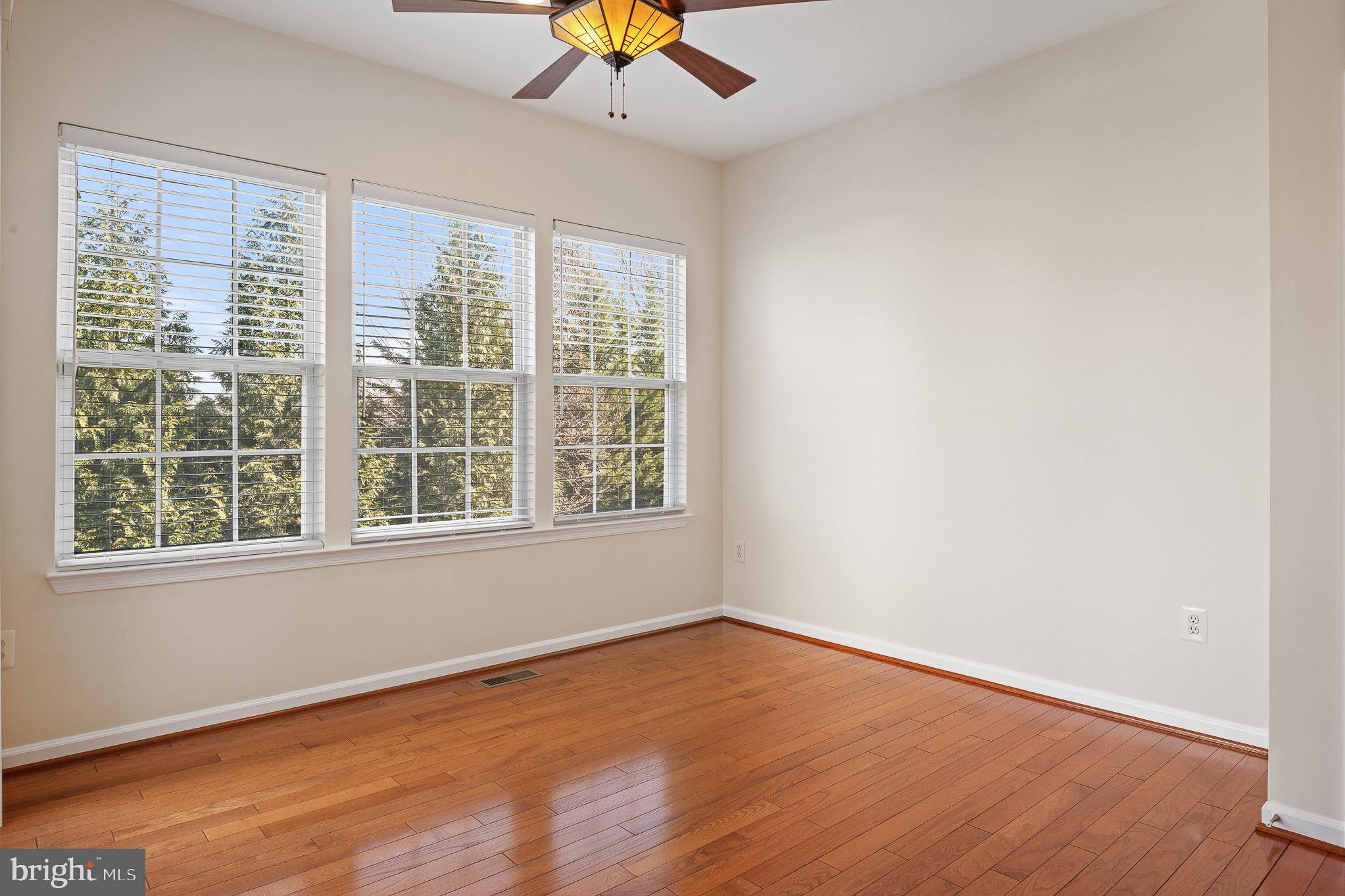 THE LANDINGS AT RIVER OAKS - Residential