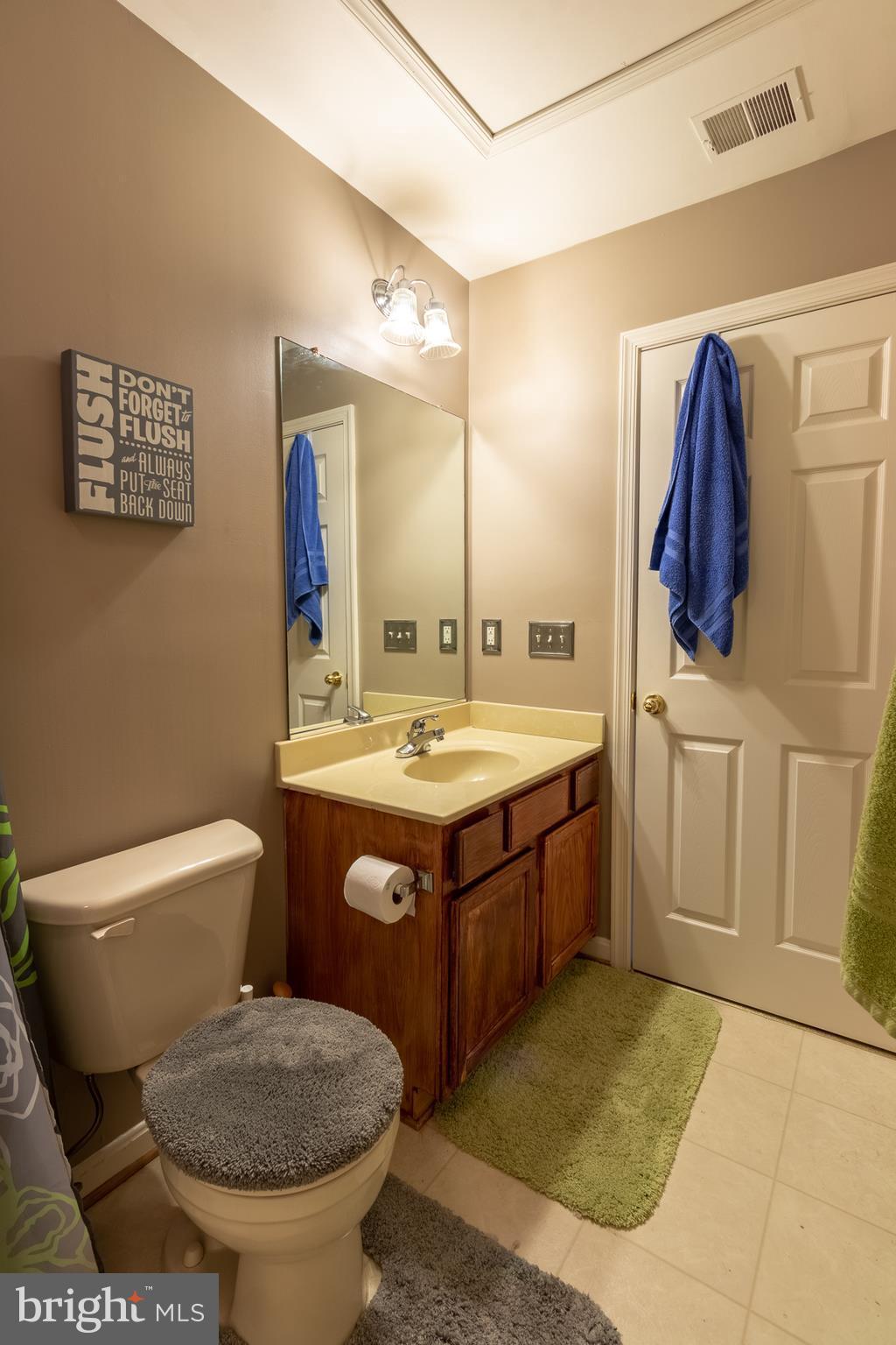 SEVEN OAKS - Residential