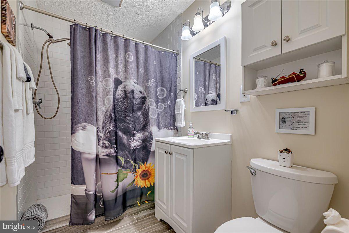 BRIER CREST WOODS - Residential