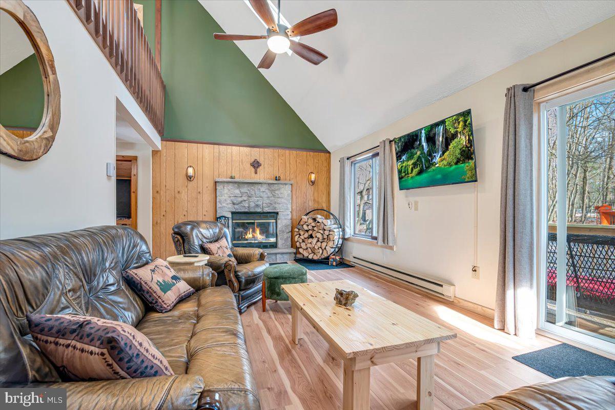 BRIER CREST WOODS - Residential