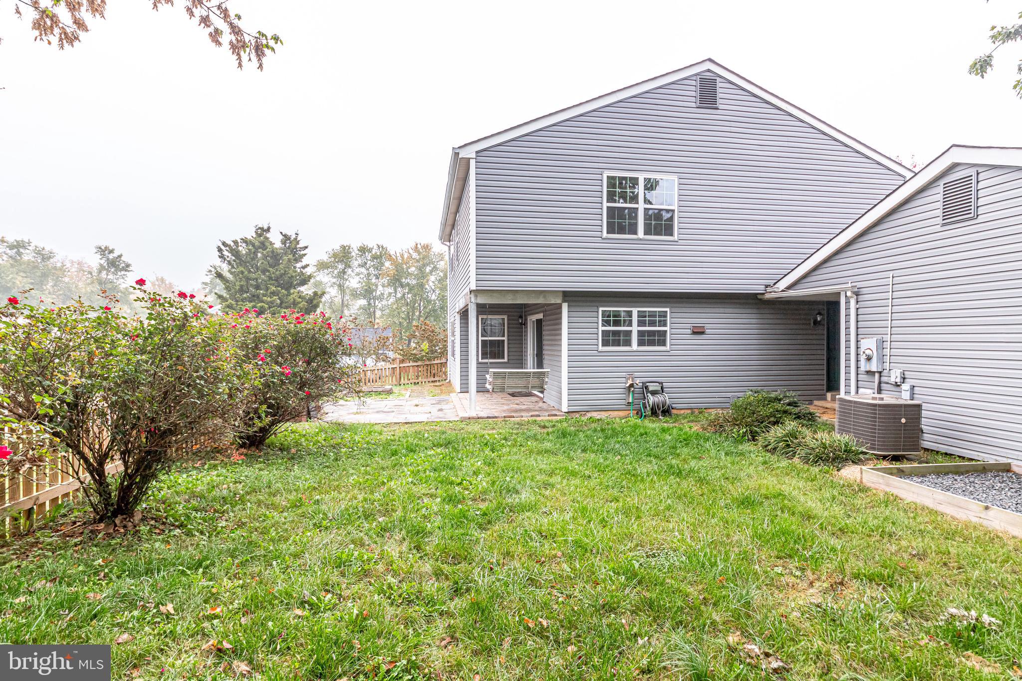 OAK TREE - Residential Lease