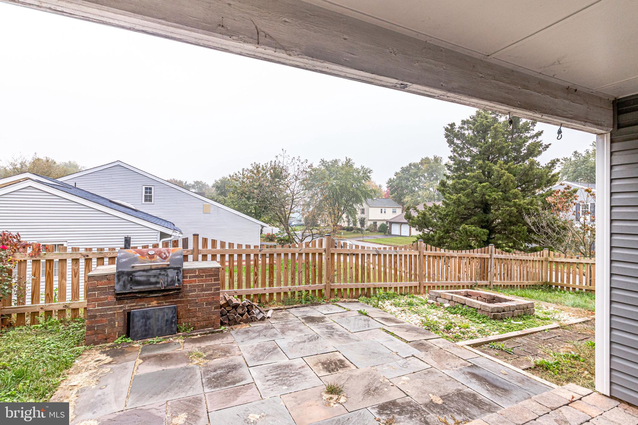 OAK TREE - Residential Lease