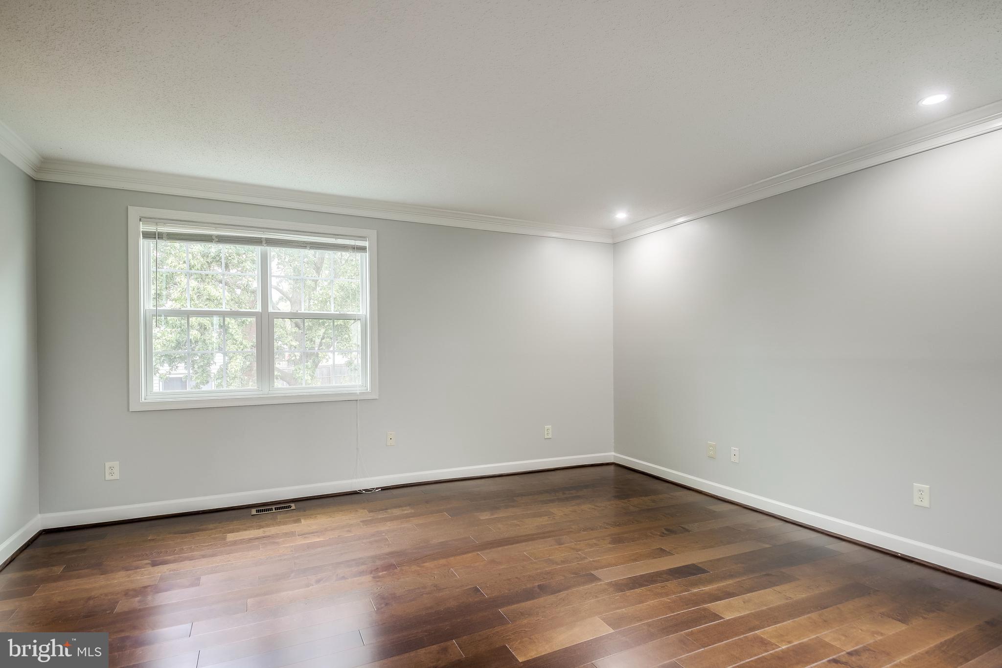 OAK TREE - Residential Lease