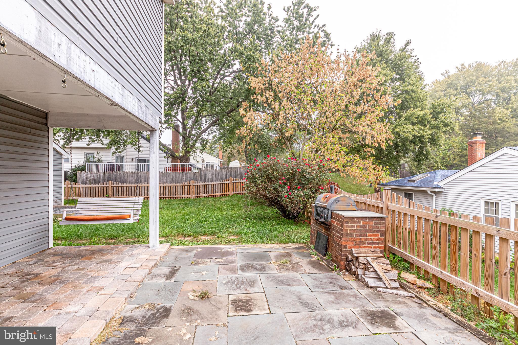 OAK TREE - Residential Lease