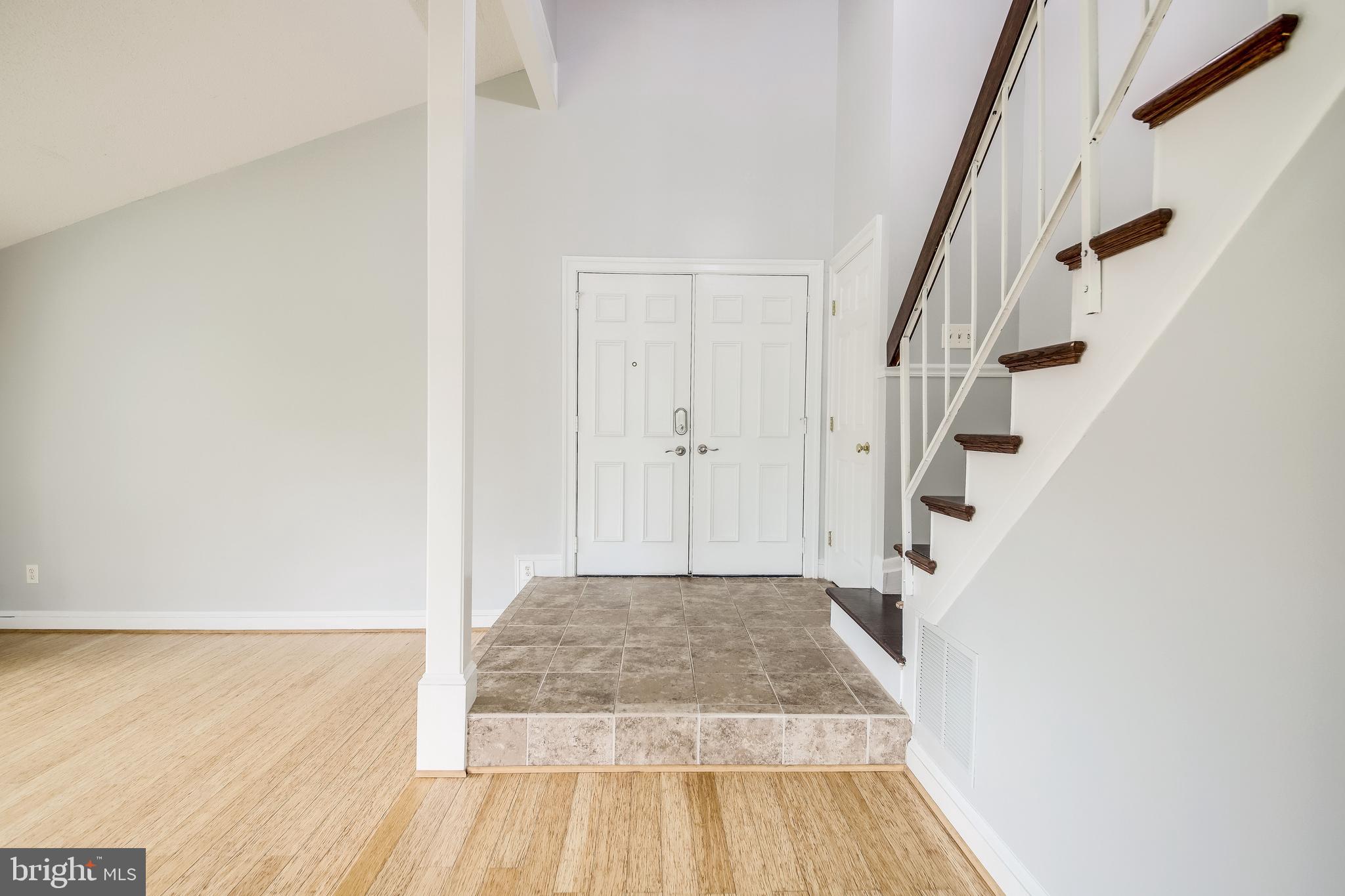 OAK TREE - Residential Lease