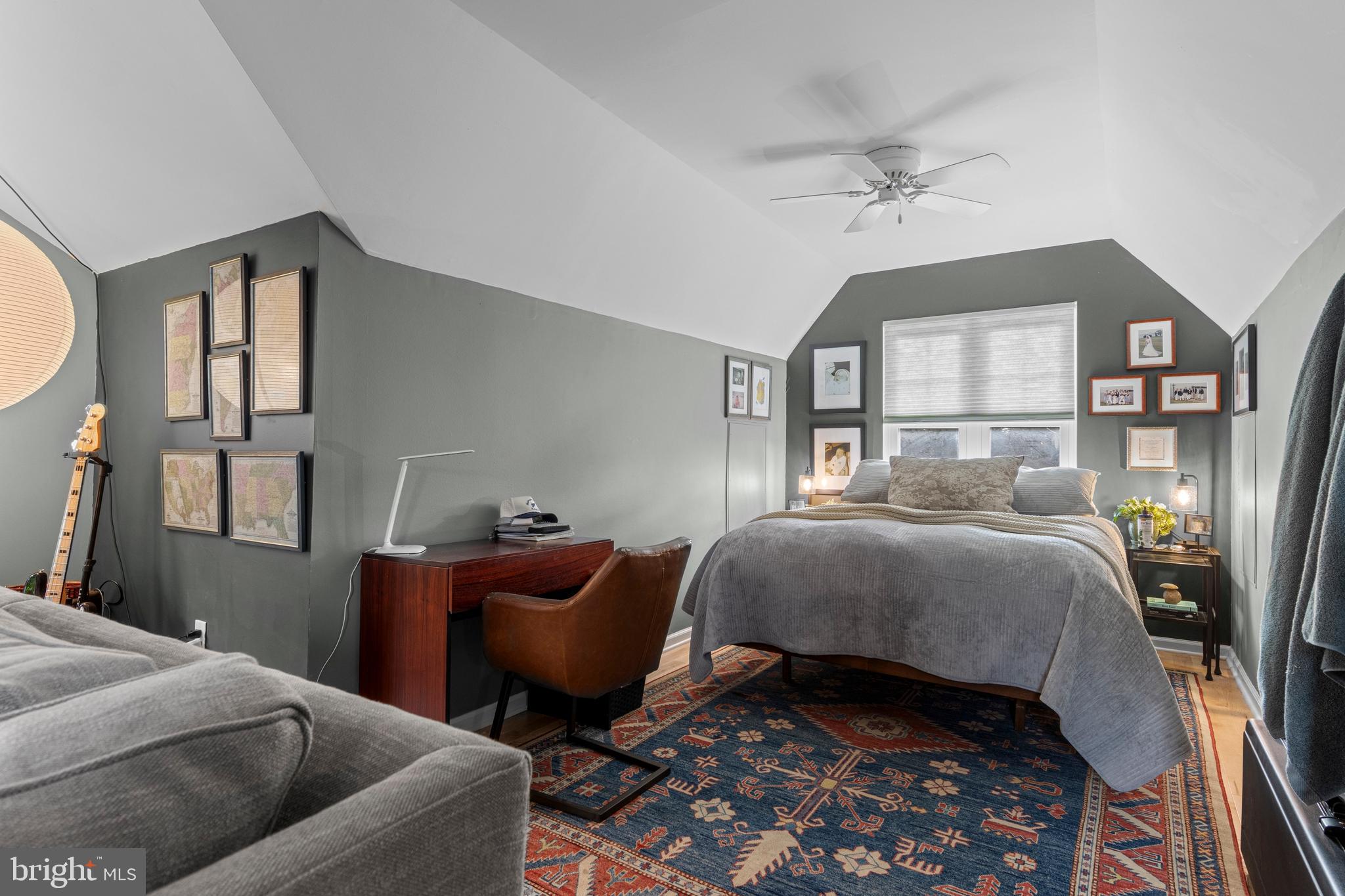 SWARTHMORE VLG GRN - Residential