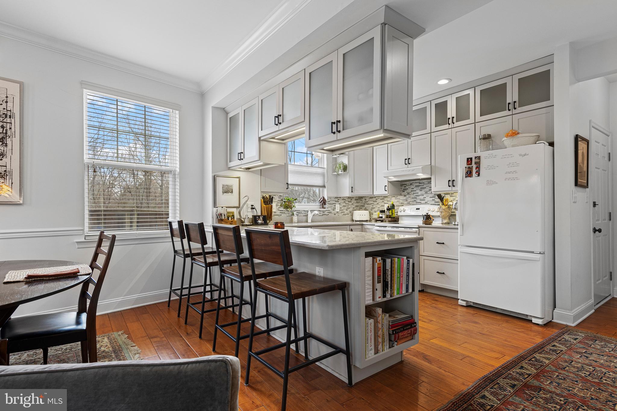 SWARTHMORE VLG GRN - Residential