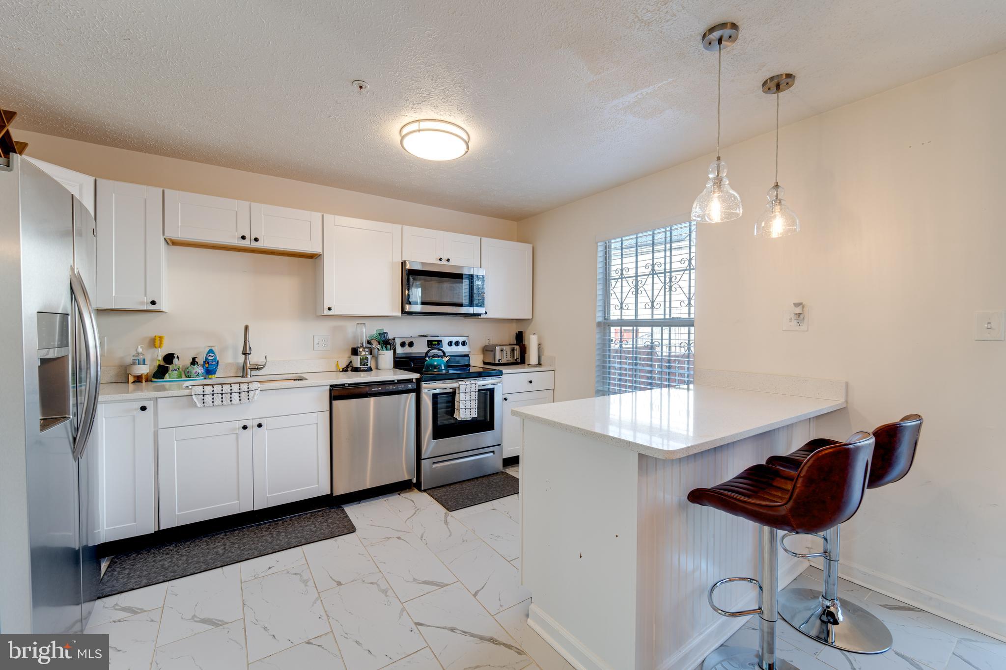 ROYAL PLAZA - Residential