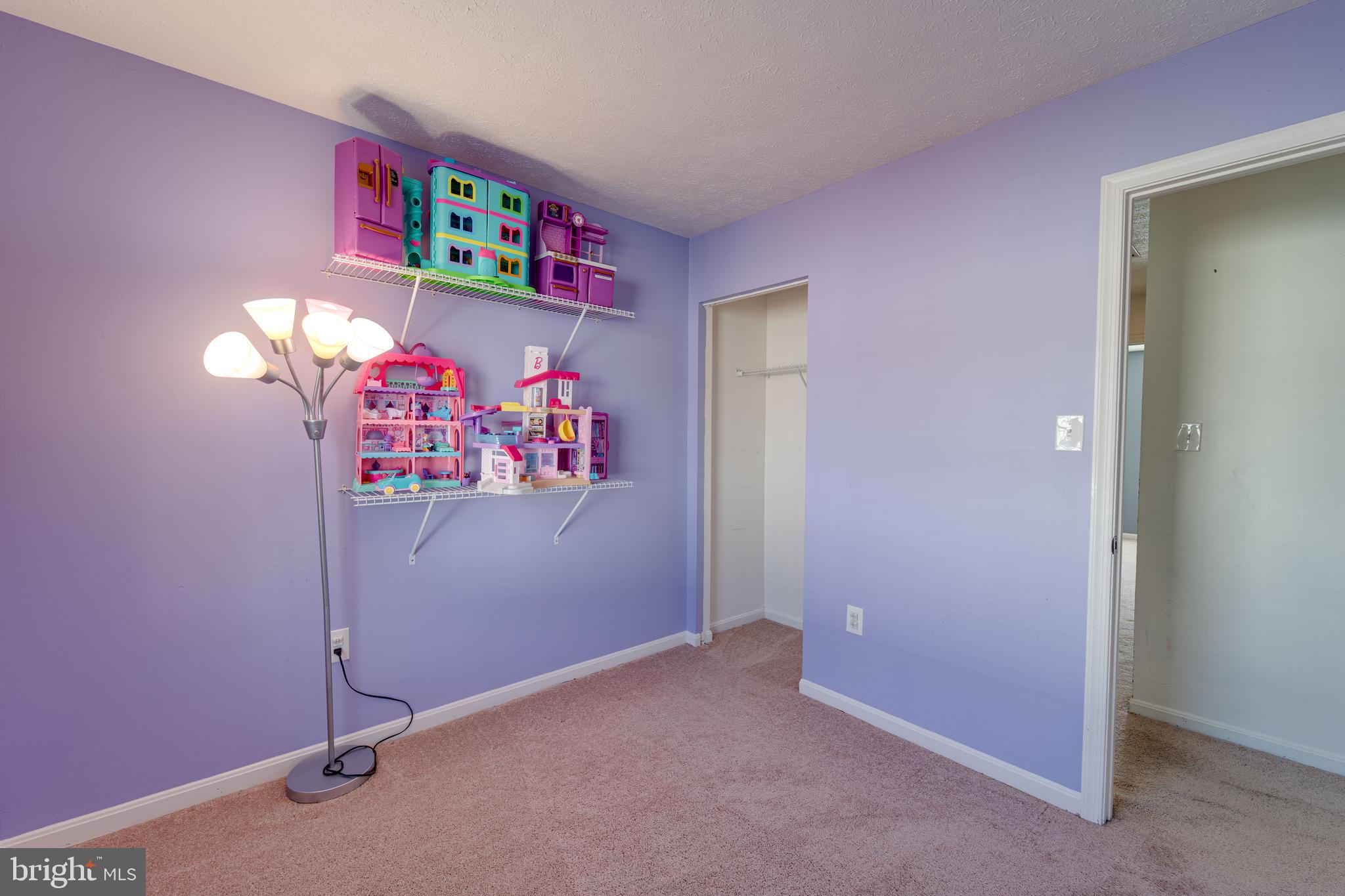 ROYAL PLAZA - Residential