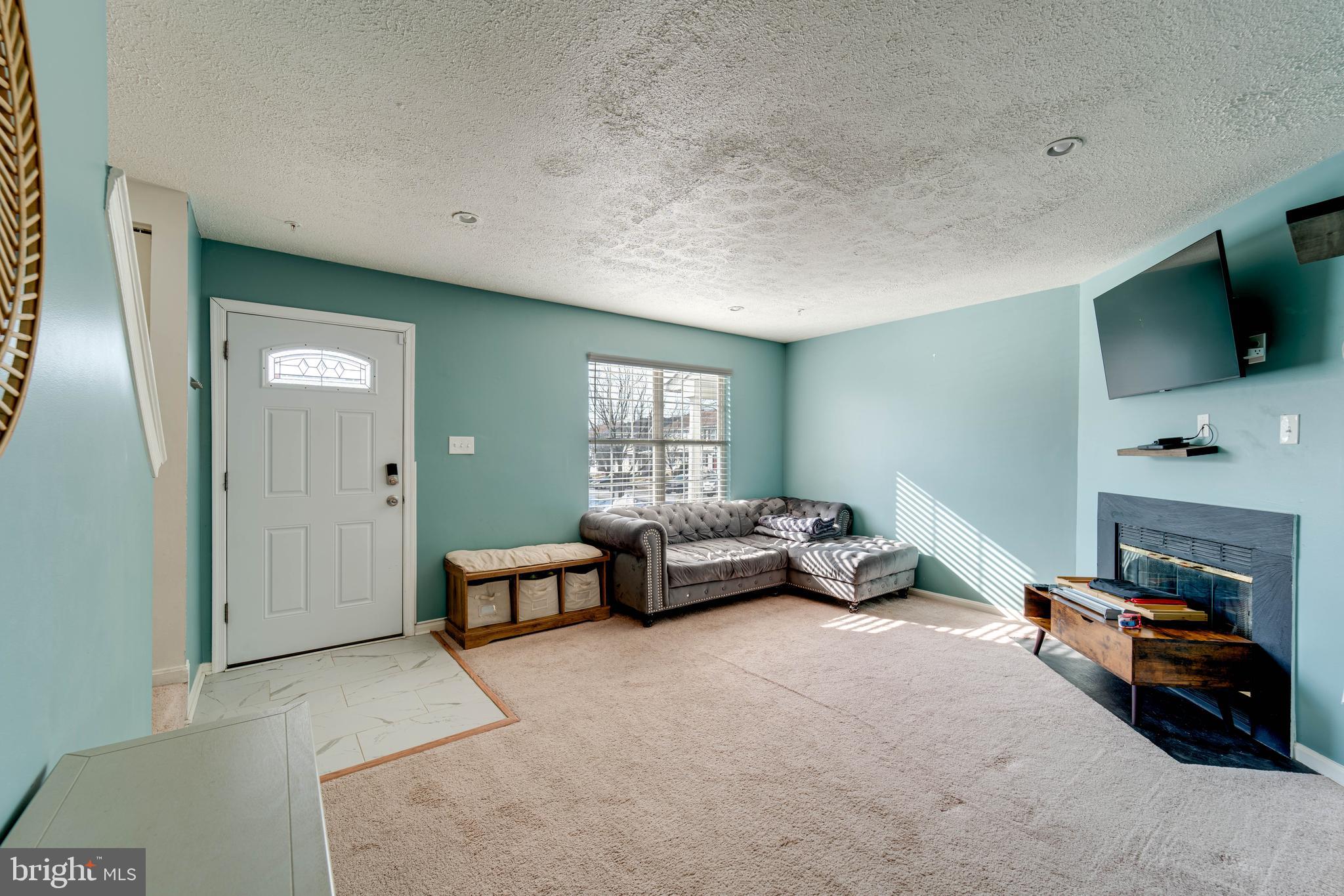 ROYAL PLAZA - Residential