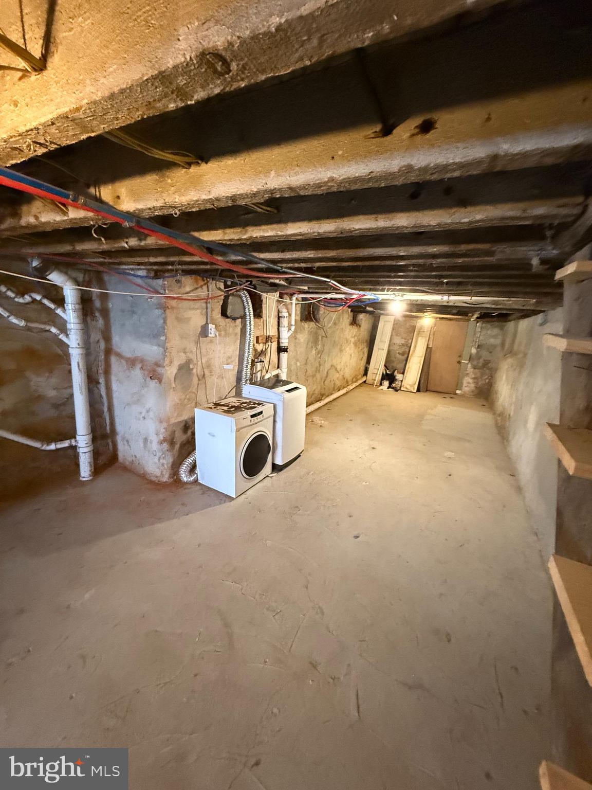 ALLEGHENY WEST - Residential Lease