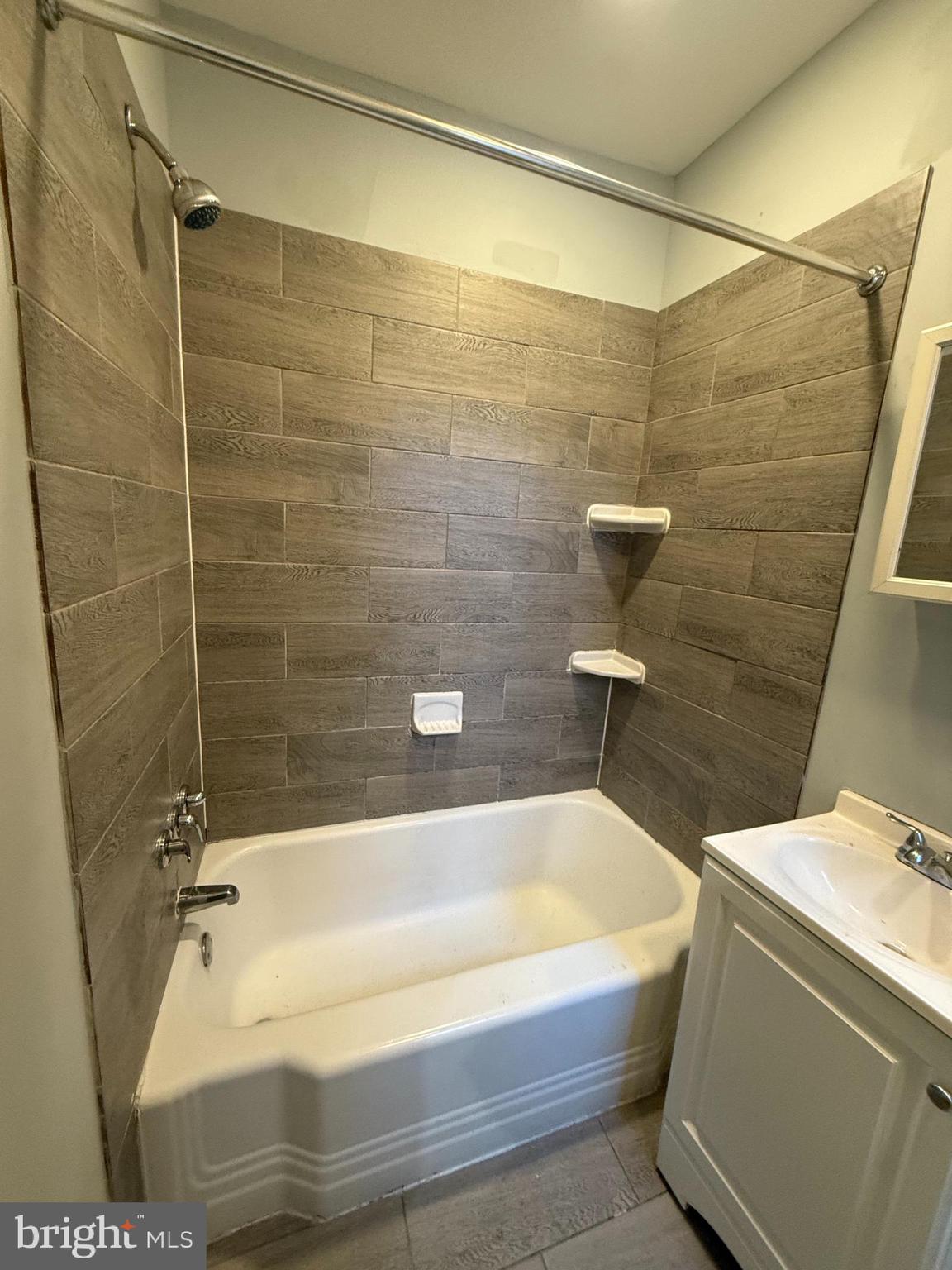 ALLEGHENY WEST - Residential Lease