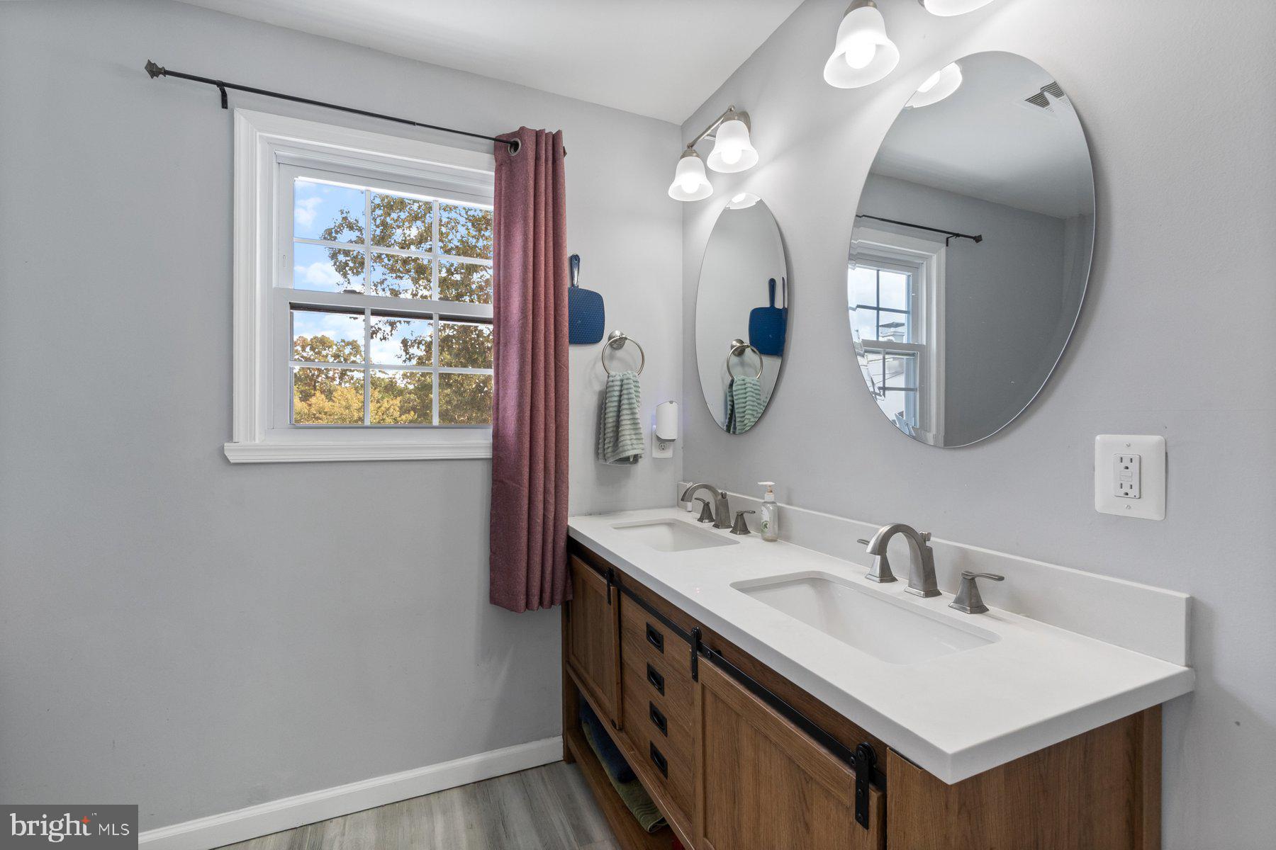 WINDBROOK - Residential