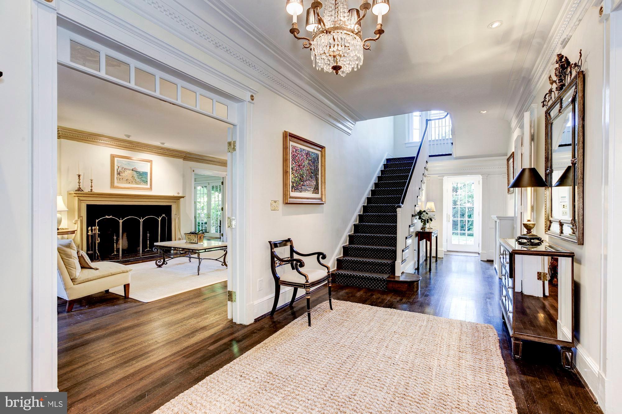 CHEVY CHASE - Residential