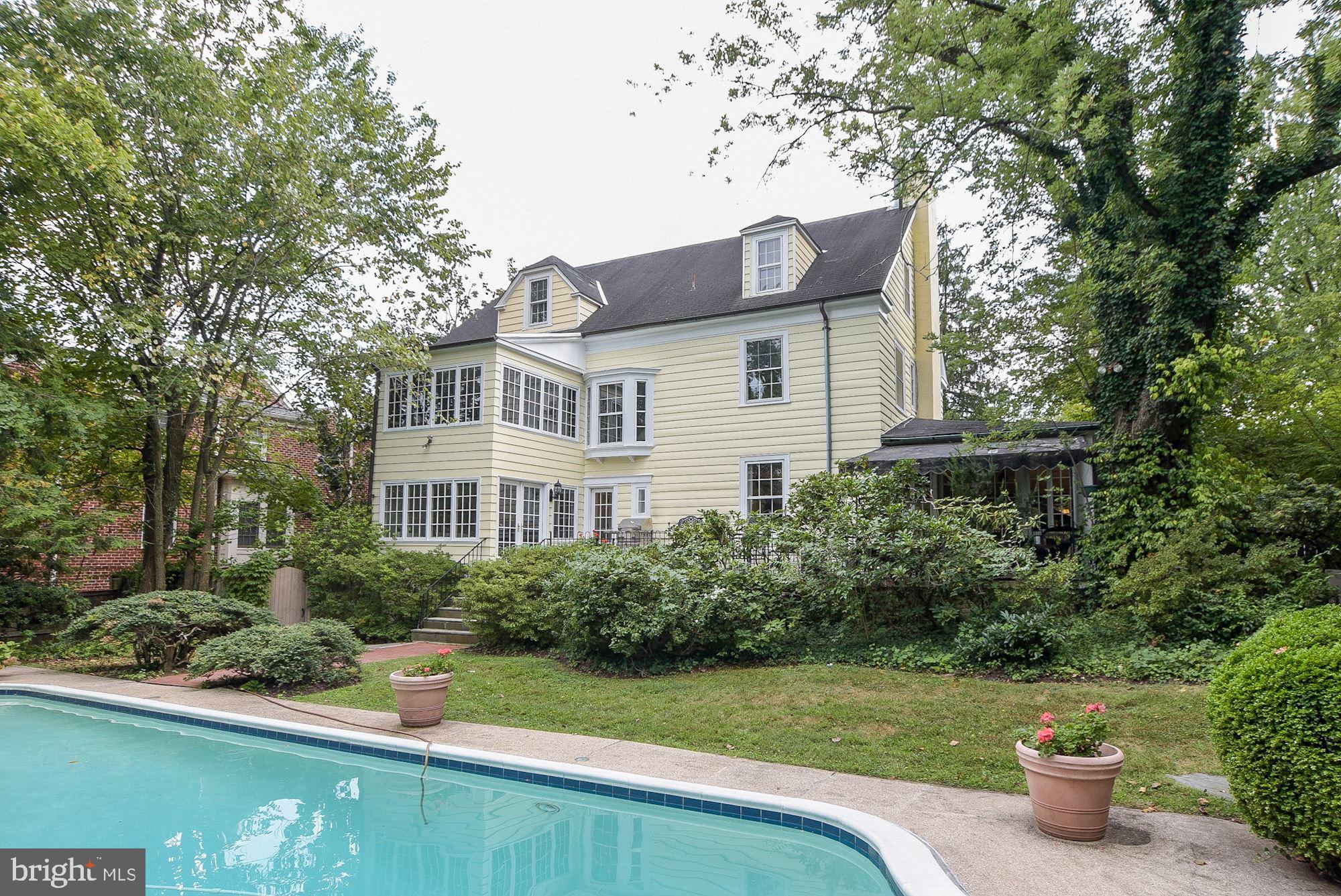 CHEVY CHASE - Residential