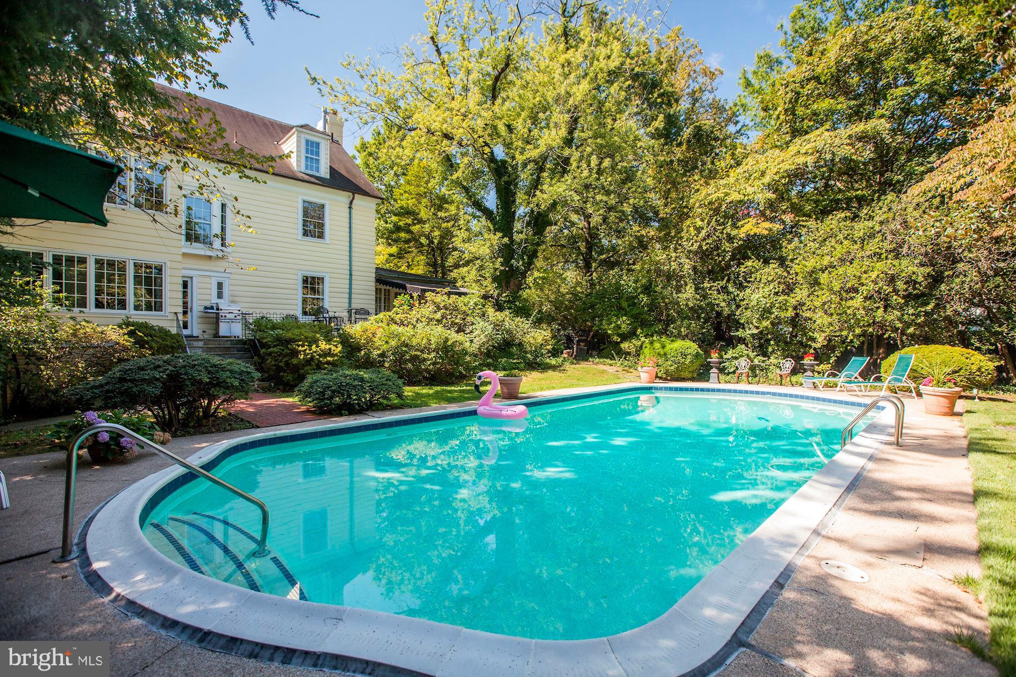 CHEVY CHASE - Residential