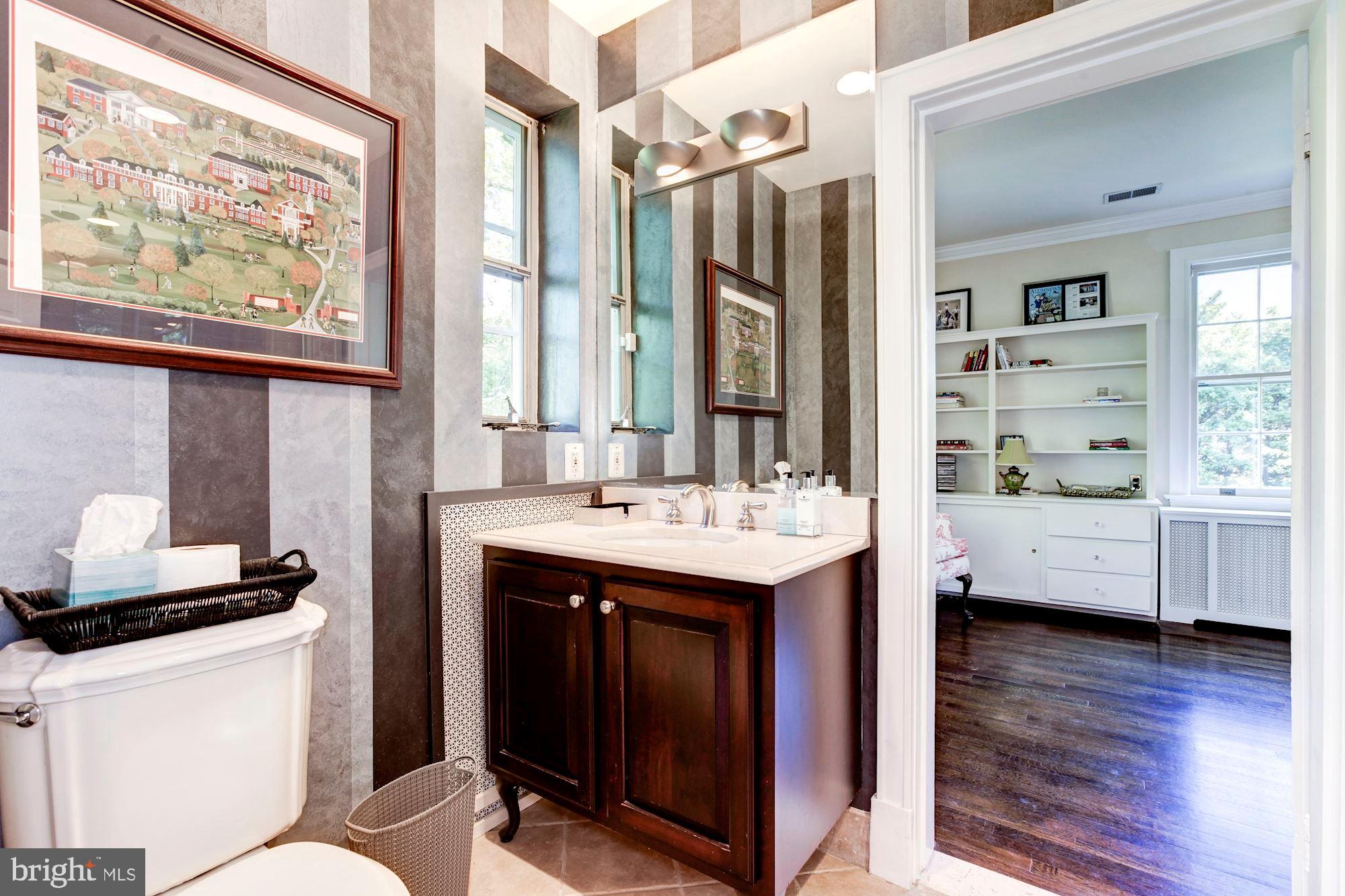 CHEVY CHASE - Residential