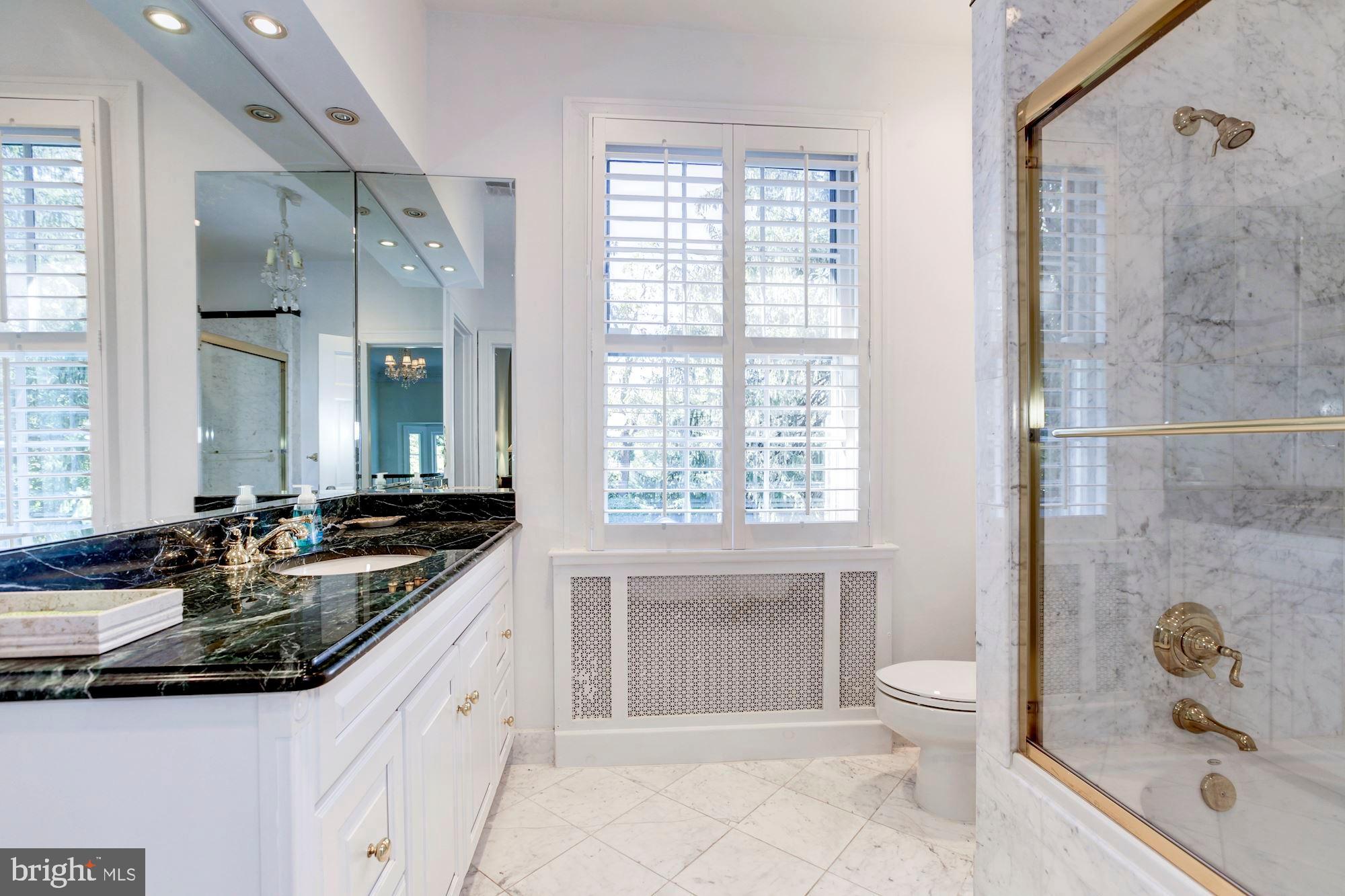 CHEVY CHASE - Residential