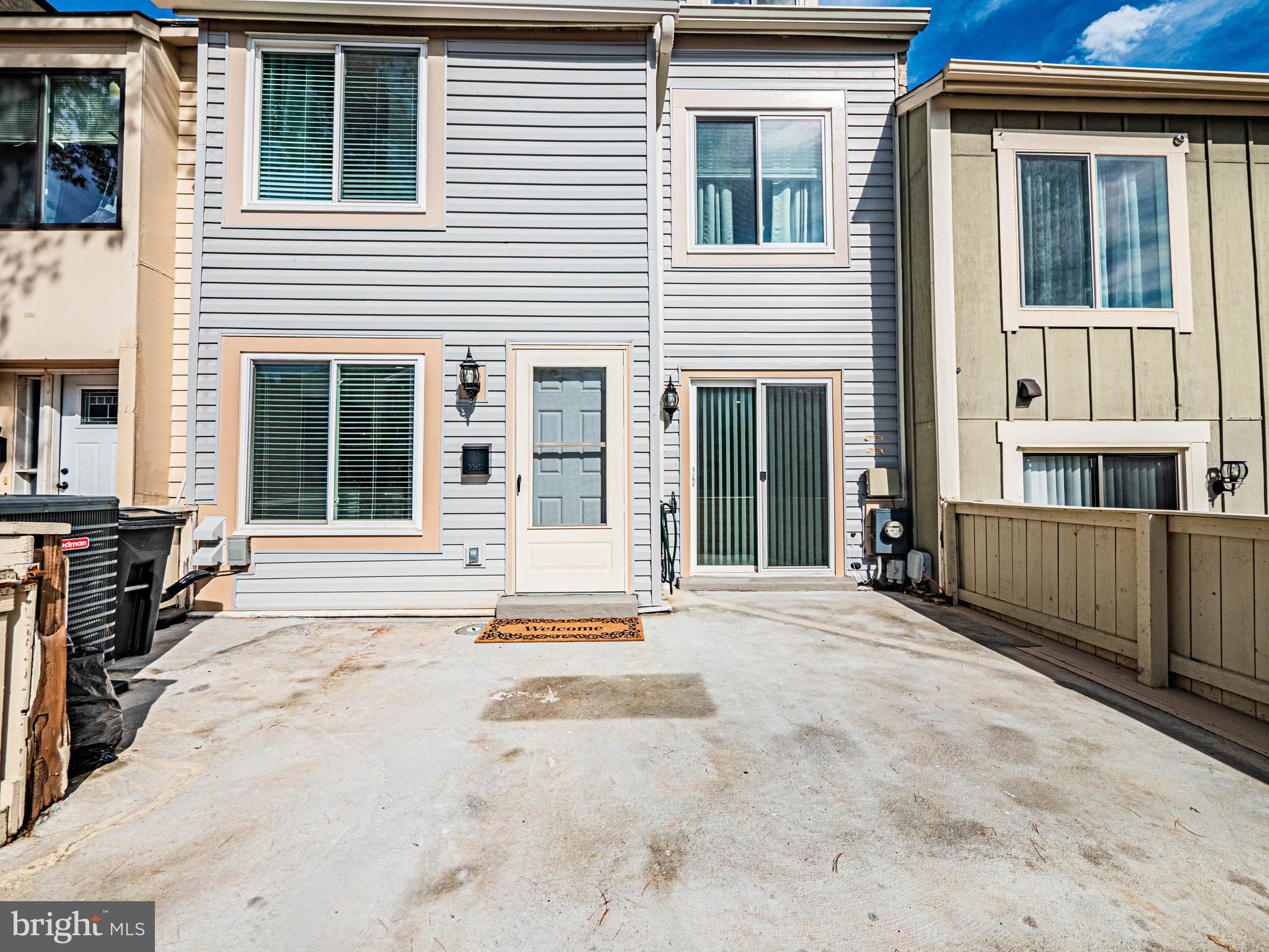 CLUBSIDE - Residential Lease